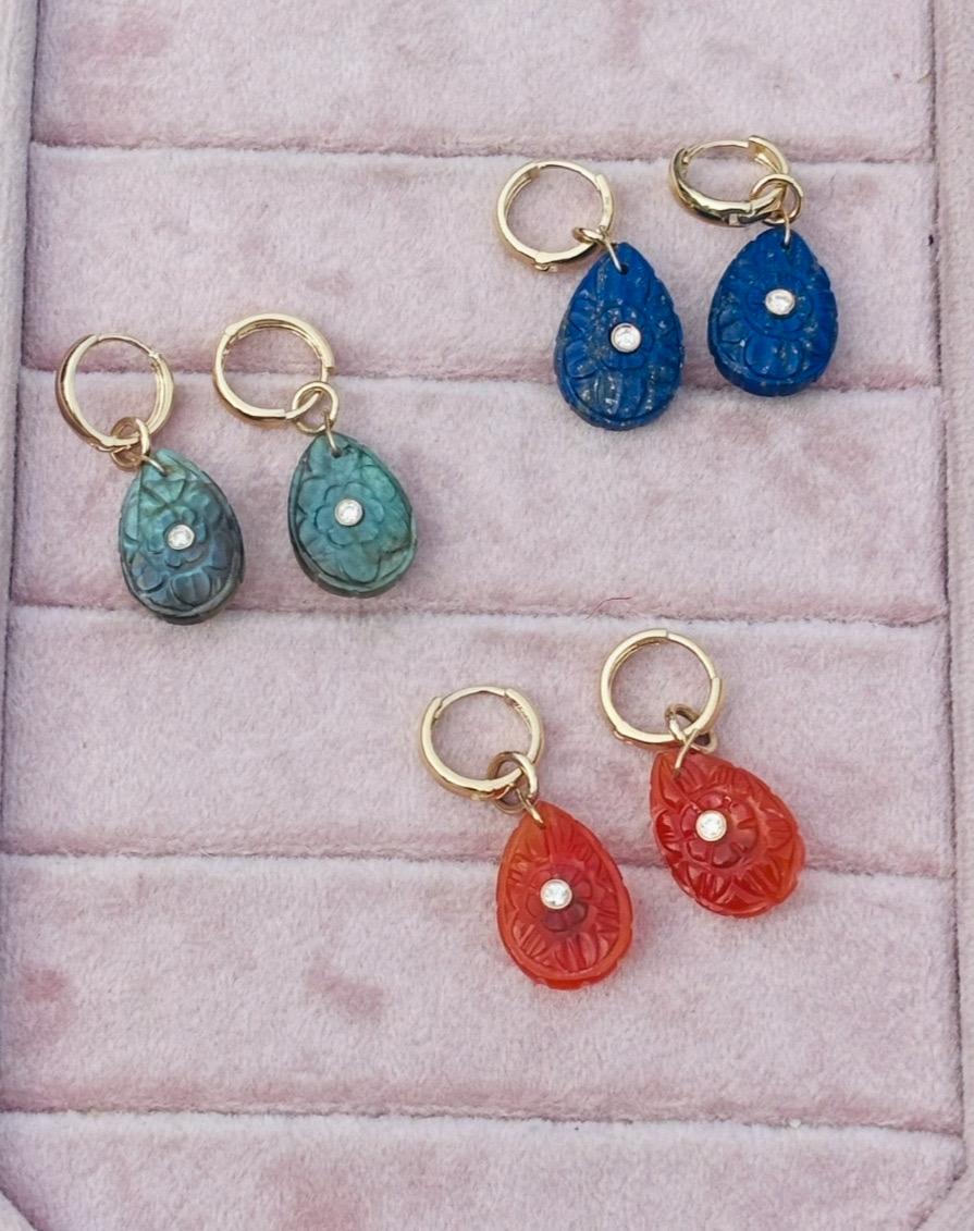 Boucles d'oreilles pétales FLORA : Labradorite, tourmaline rose, diamants et or 14k en vente 7