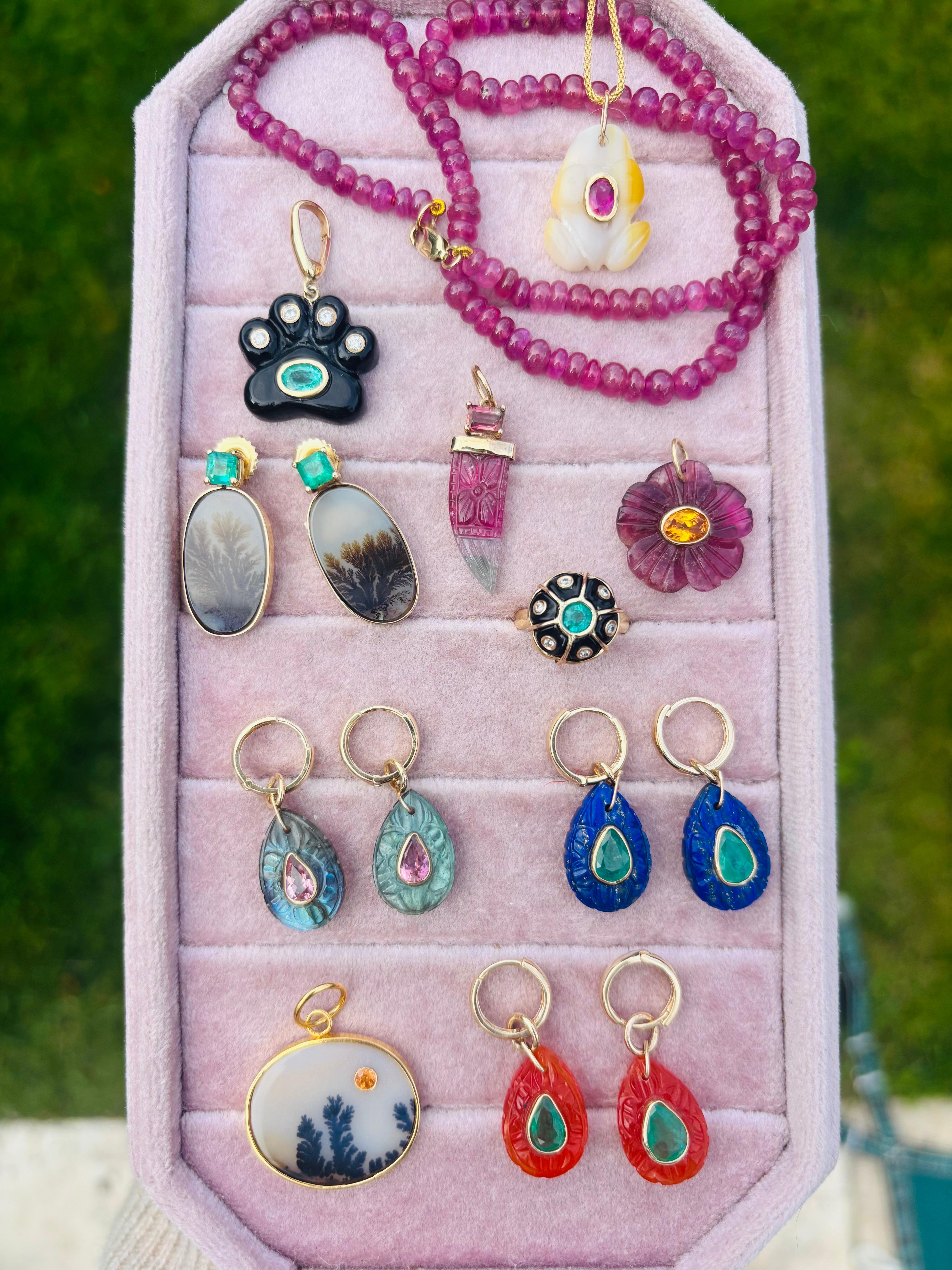 Taille mixte Boucles d'oreilles pétales FLORA : Labradorite, tourmaline rose, diamants et or 14k en vente