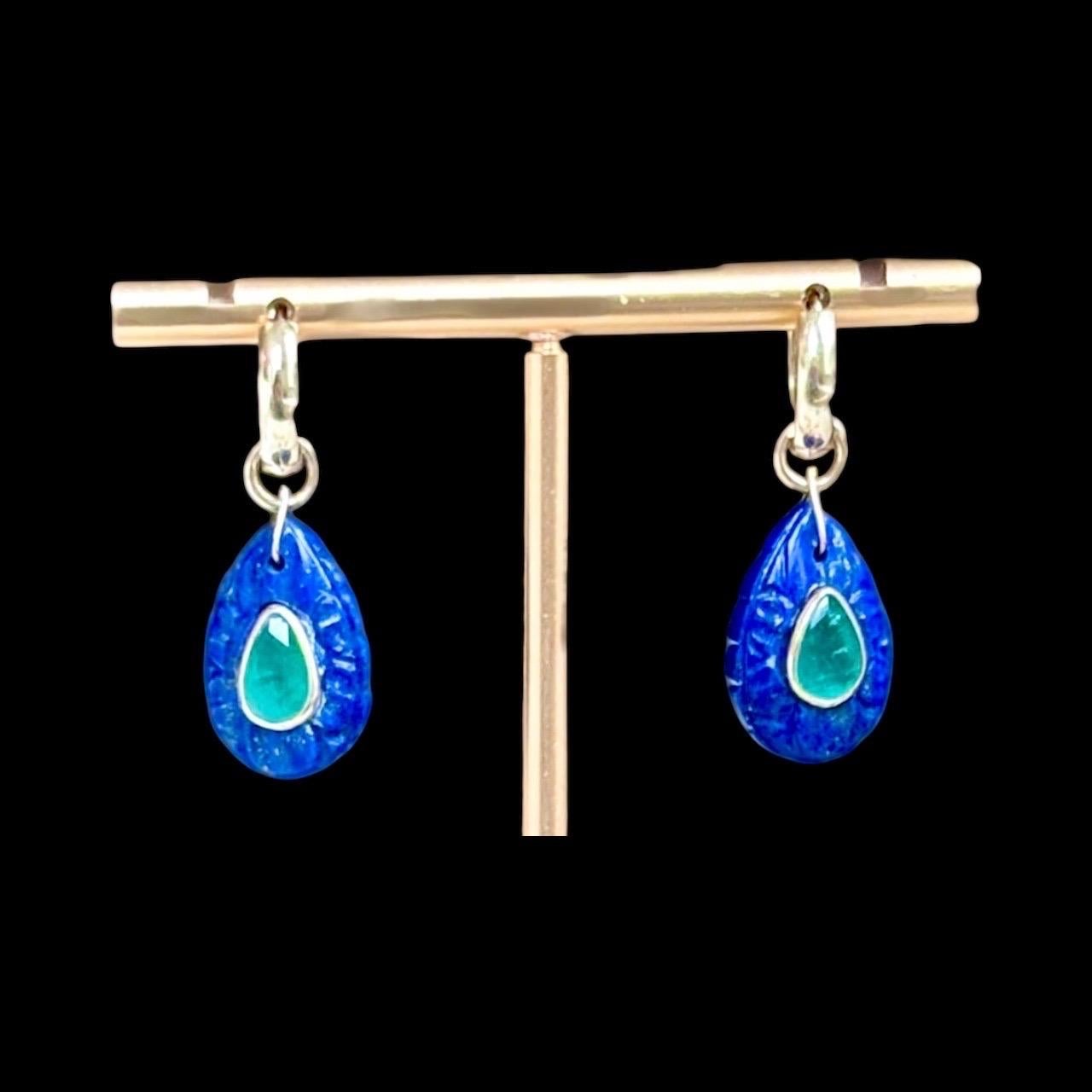 Boucles d'oreilles pétales FLORA

Lapis, émeraudes, diamants, or 14k

Boucles d'oreilles en or 14k de 10mm avec des 