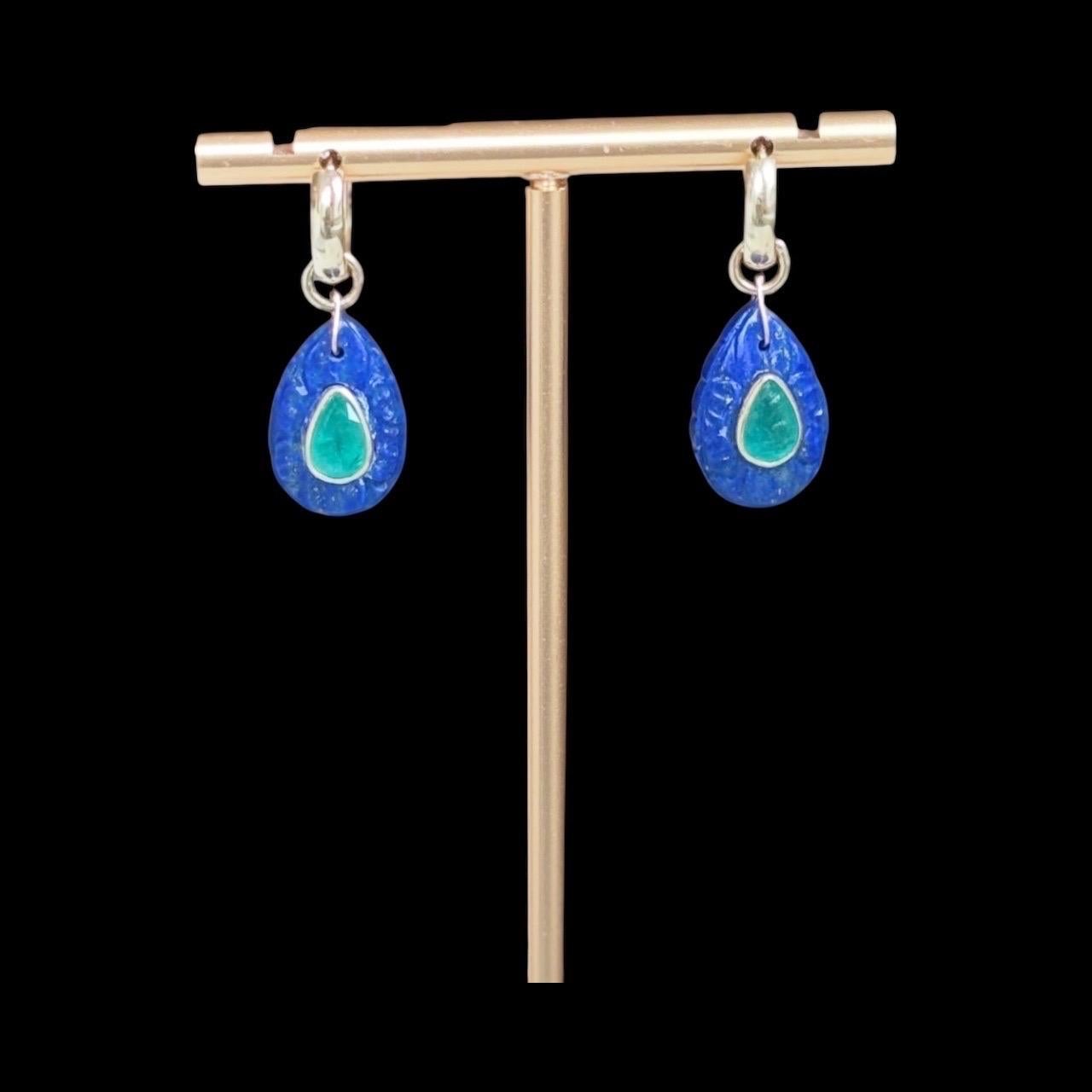 Boucles d'oreilles pétales FLORA : Lapis, émeraudes, diamants et or 14k en vente 2