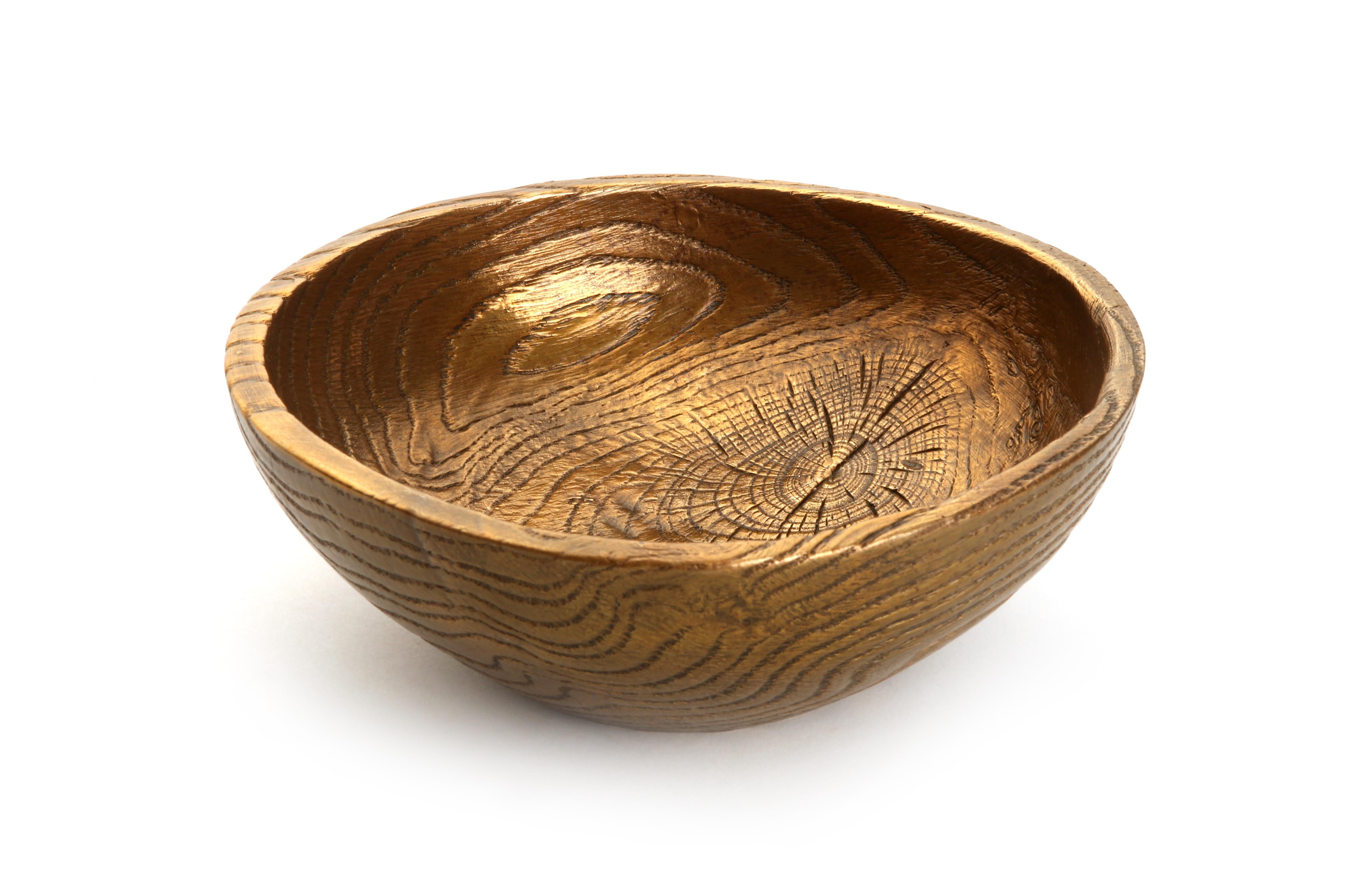 Metti in mostra un'eleganza straordinaria con il nostro caratteristico Vaso Flora, dove l'artigianato sofisticato incontra la sensibilità del design contemporaneo. Ispirato al caldo bagliore della brace, questo vaso realizzato ad arte incarna un