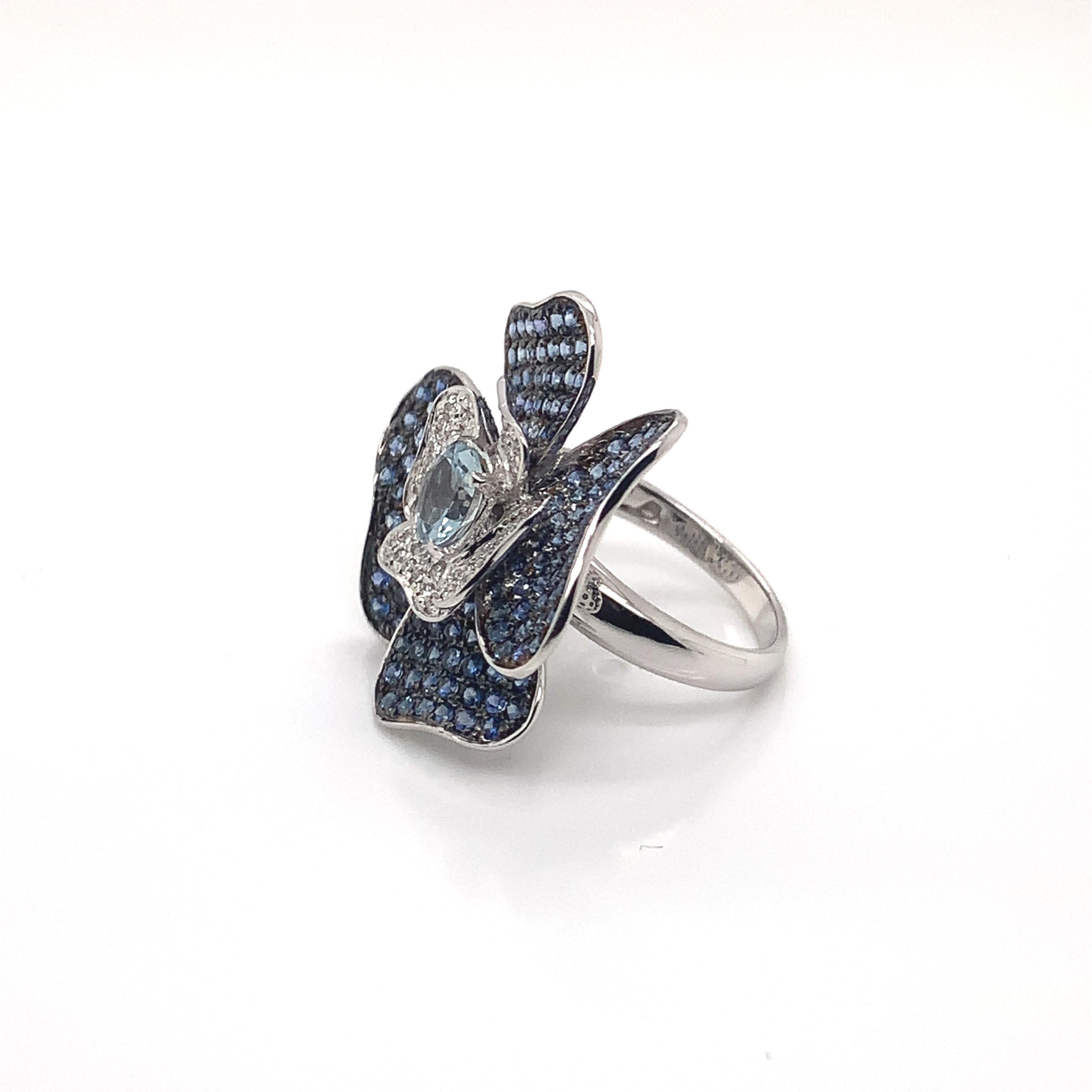 Round Cut Floral 0.72 Carat Aquamarine and Blue Sapphire Ring in 14 Karat White Gold