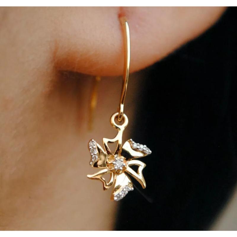 Floral 14k Gold Diamond Drop Dangle Earring Delicate Ear Wire Bridal Jewelry
Light weight can be worn everyday

Additional information:
Condition: New without tags: A brand-new, unused, and unworn item (including handmade items) that is not in