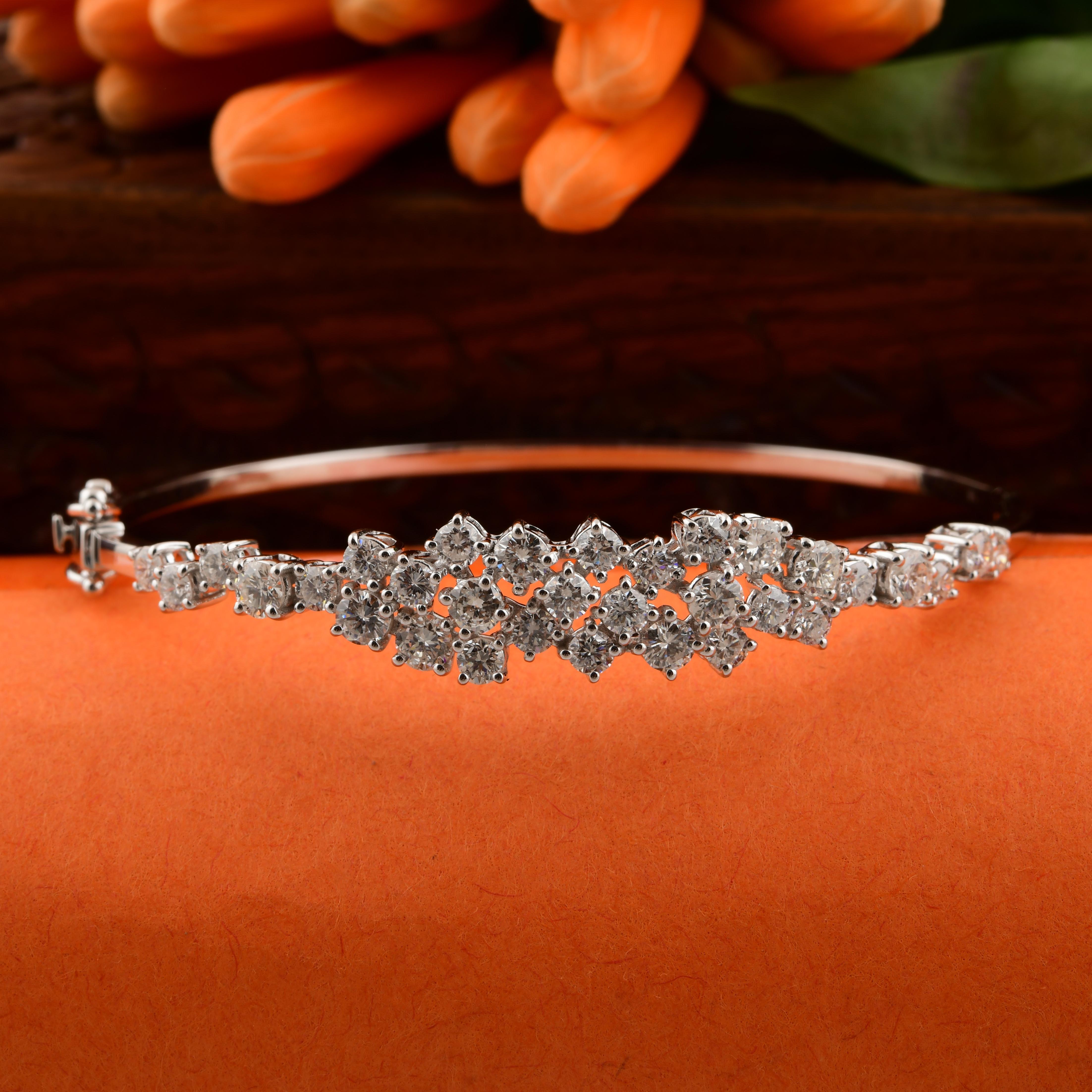 Pulsera brazalete Floral 2.90Ct Diamante talla brillante redondo Oro macizo blanco 14K Moderno en venta