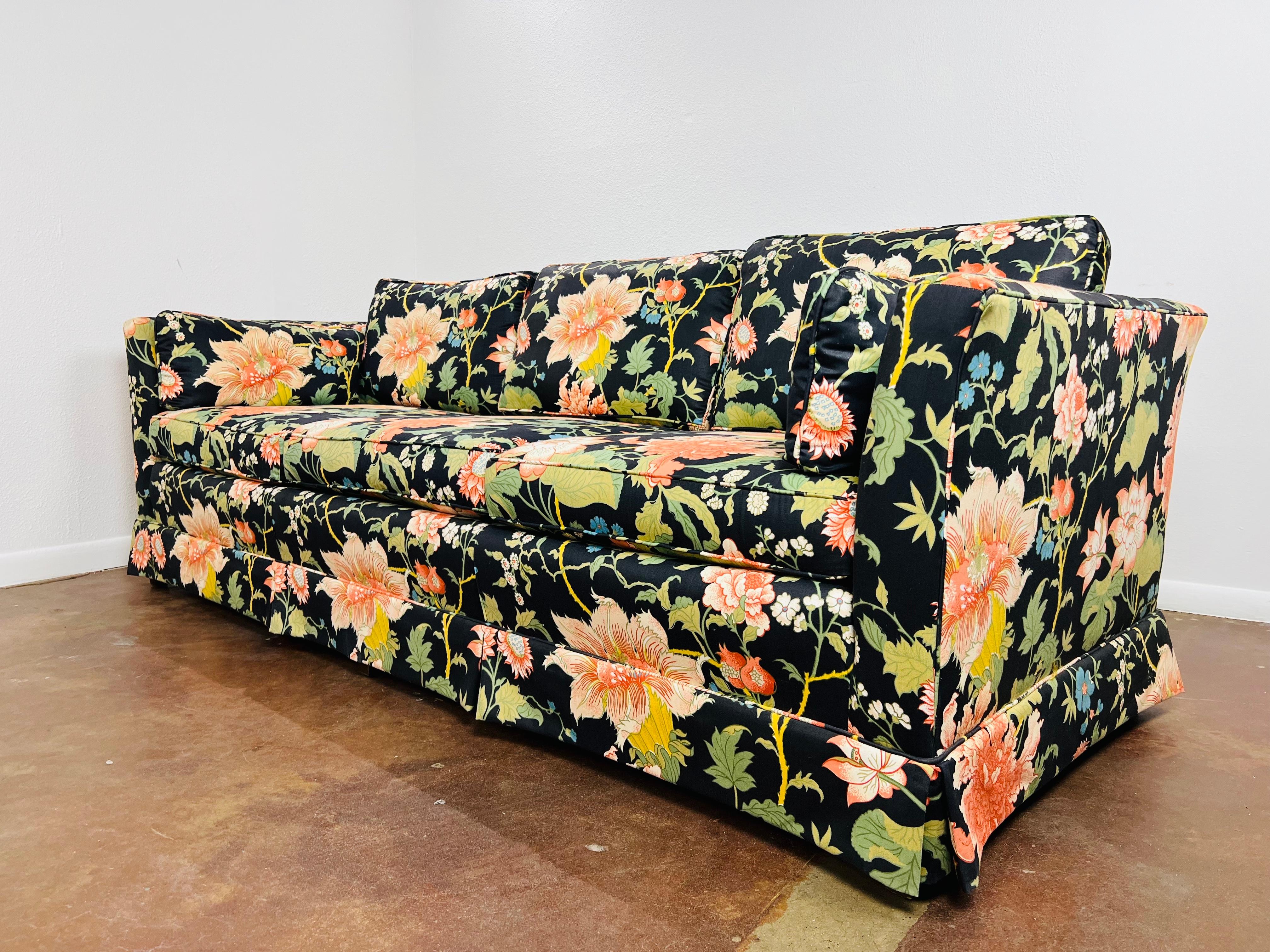 Floral 3 Seat Vintage Sofa by Stanton Cooper In Excellent Condition In Dallas, TX