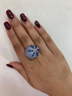 Floral 5.2 Carat Blue Sapphire Ring in 14 Karat White Gold