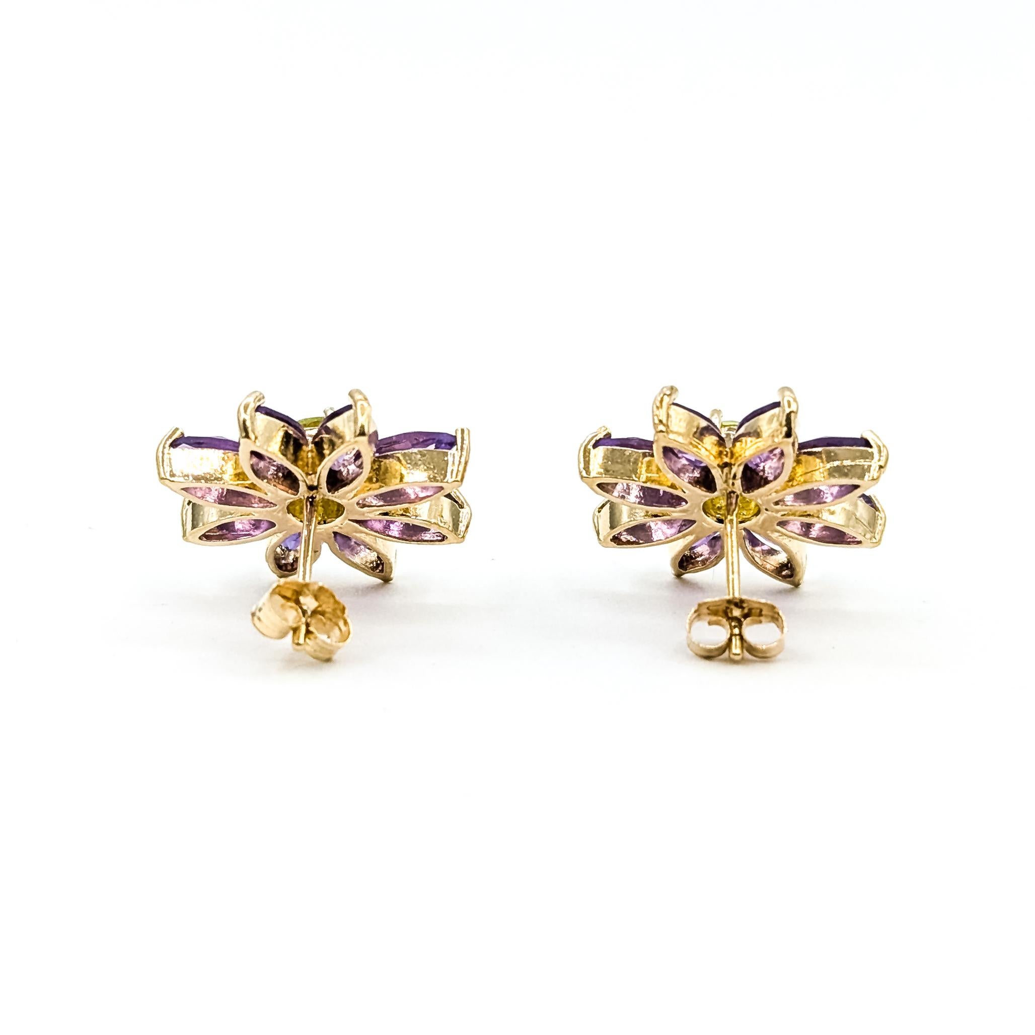 Orecchini floreali con ametista e peridoto in 14k In condizioni ottime in vendita a Bloomington, MN