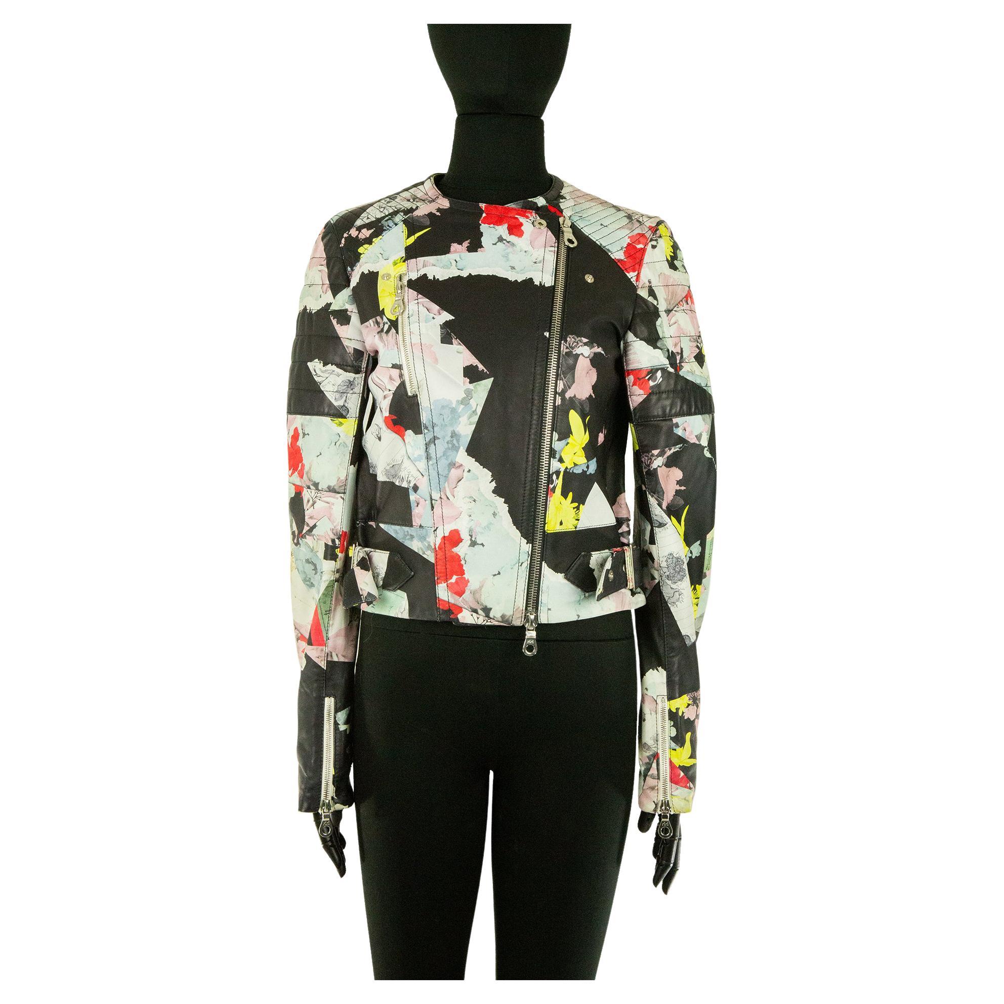 Veste motard Erdem en cuir à imprimé floral et abstrait  en vente