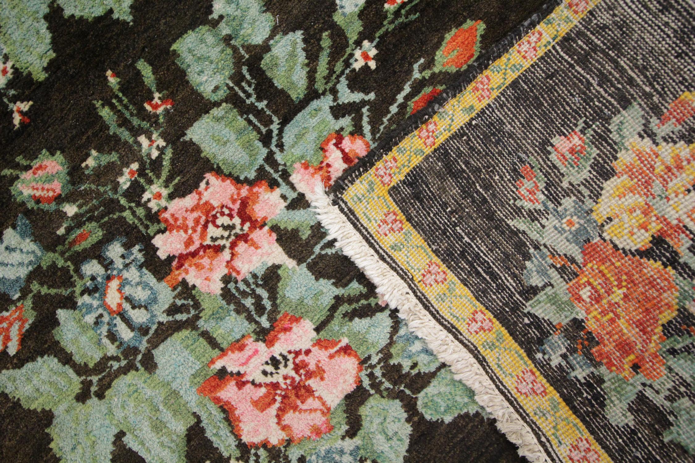 Mid-20th Century Floral Antique Kilim Rug, Handmade Carpet and Handwoven Rug in Karabagh