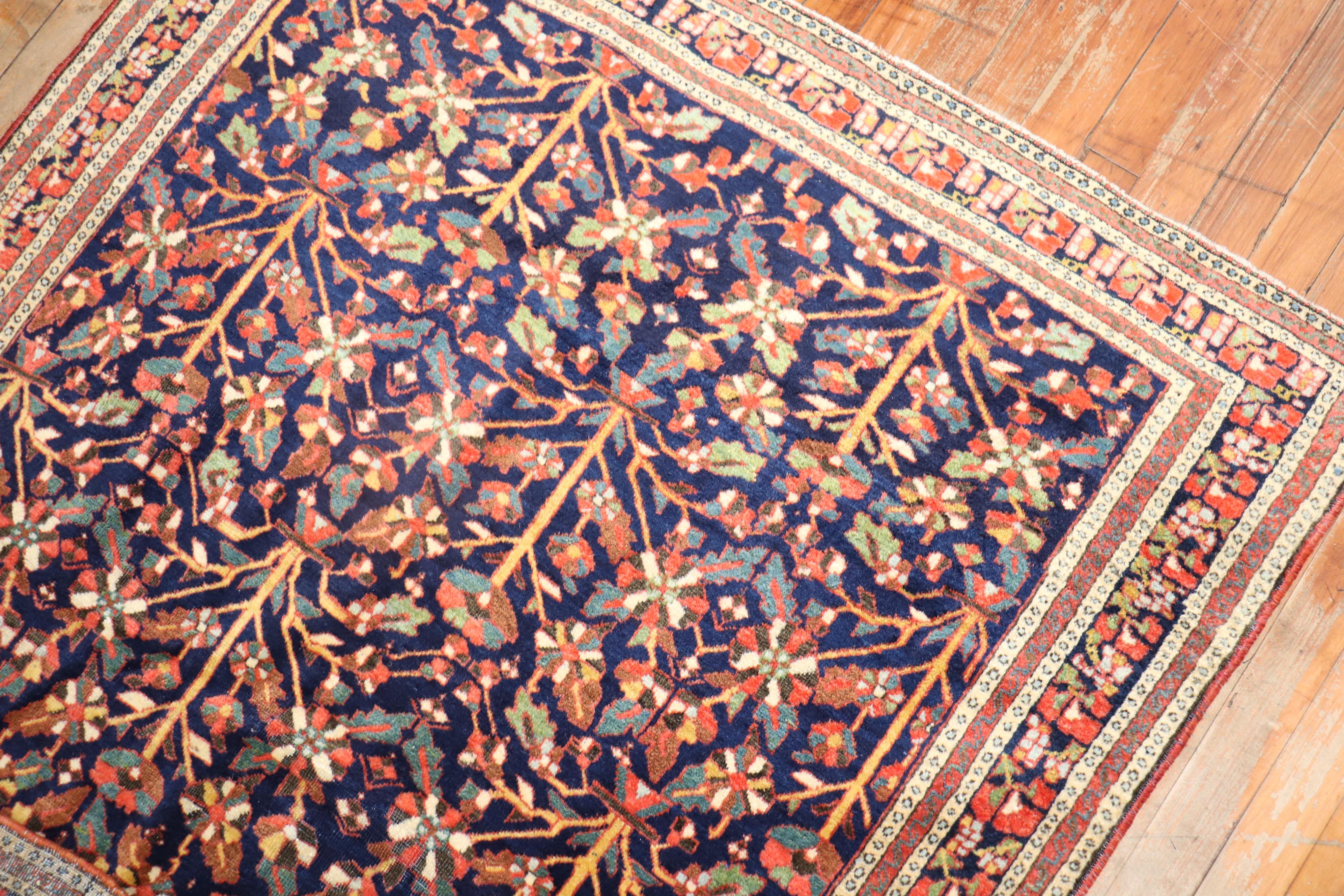 Floral Antique Persian Farahan Rug For Sale 1