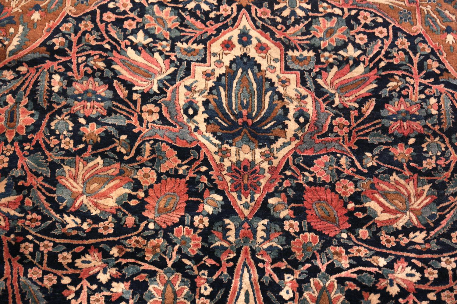 Hand-Knotted Antique Persian Mohtasham Kashan Rug. 10 ft 10 in x 14 ft 7 in For Sale