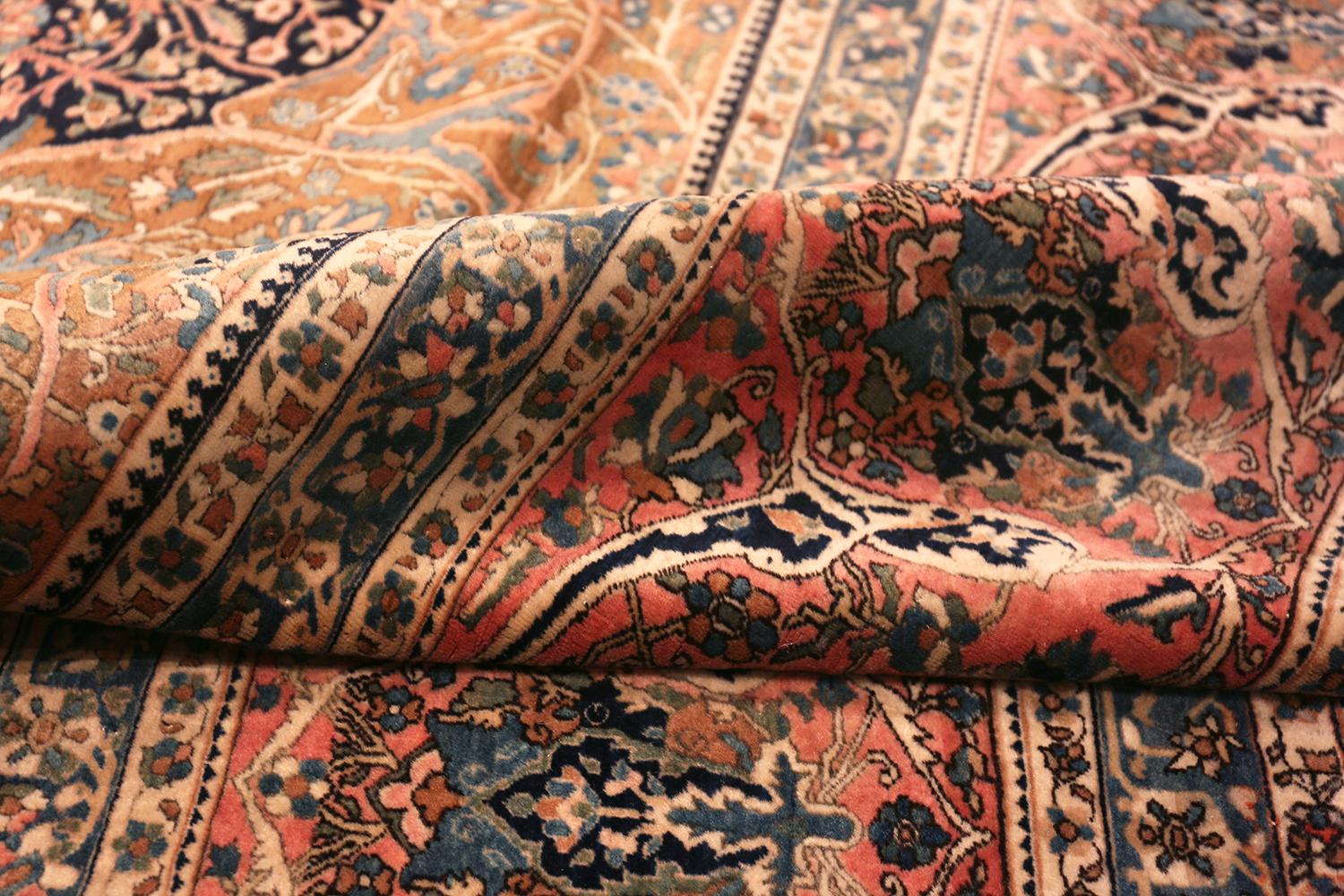 Antiker persischer Mohtasham Kashan Teppich. 10 Fuß 10 in x 14 Fuß 7 in (19. Jahrhundert) im Angebot