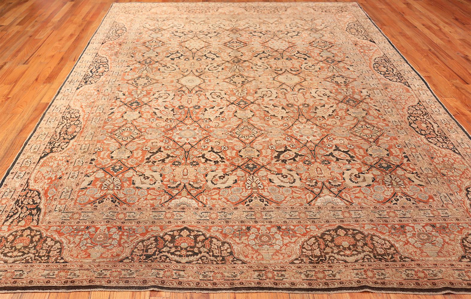 Antique Persian Tabriz Rug. Size: 9 ft. 3 in x 13 ft. 2 in For Sale 2