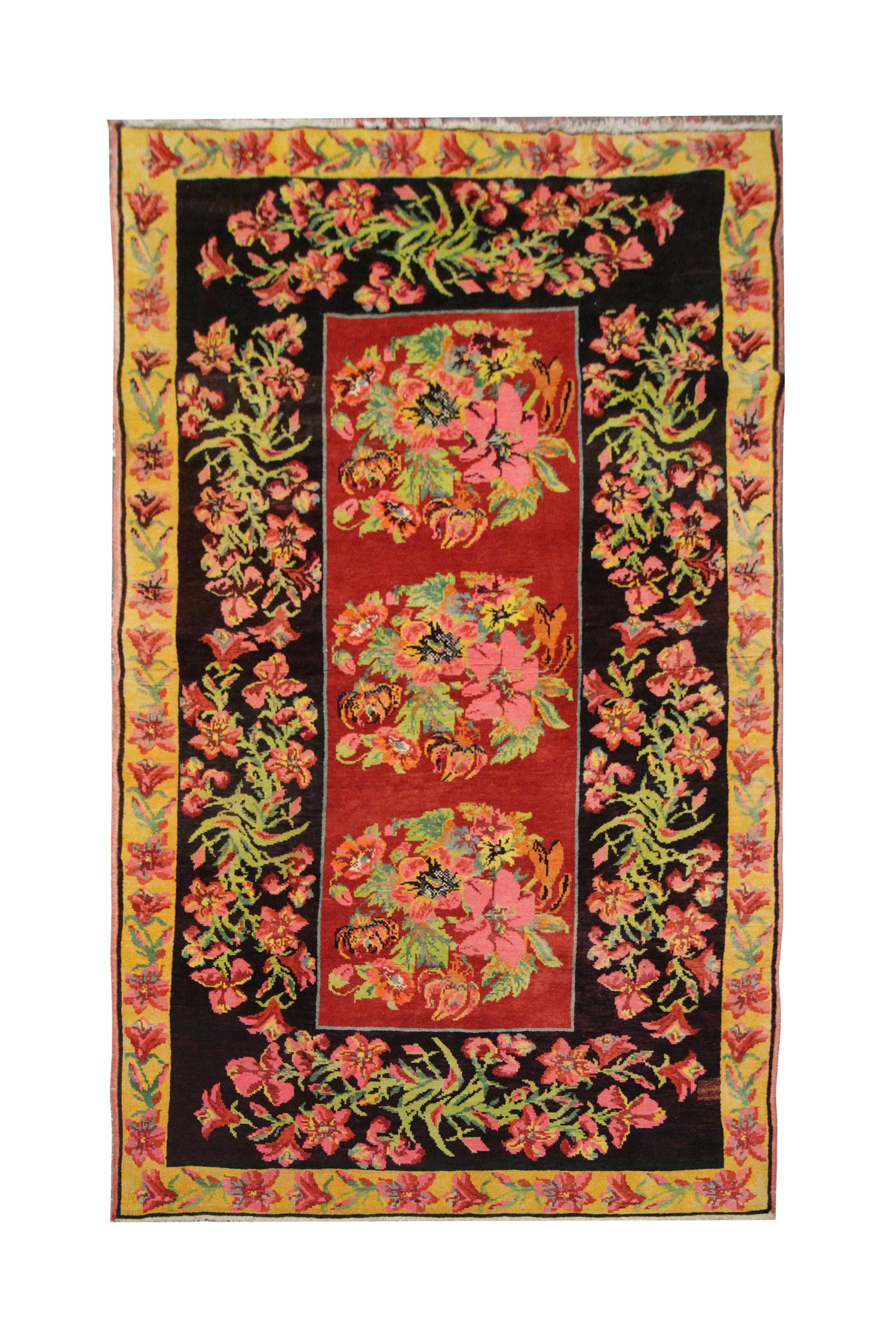 Caucasian Floral Antique Rug, Handmade Carpet Handwoven Rug Oriental Livingroom Rug For Sale