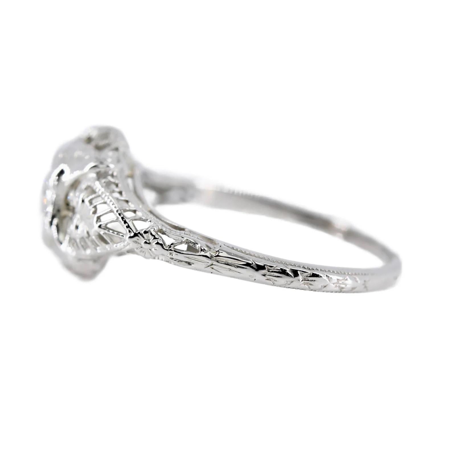 Women's Floral Art Deco Diamond Filigree Engagement Ring in 18 Karat White Gold For Sale