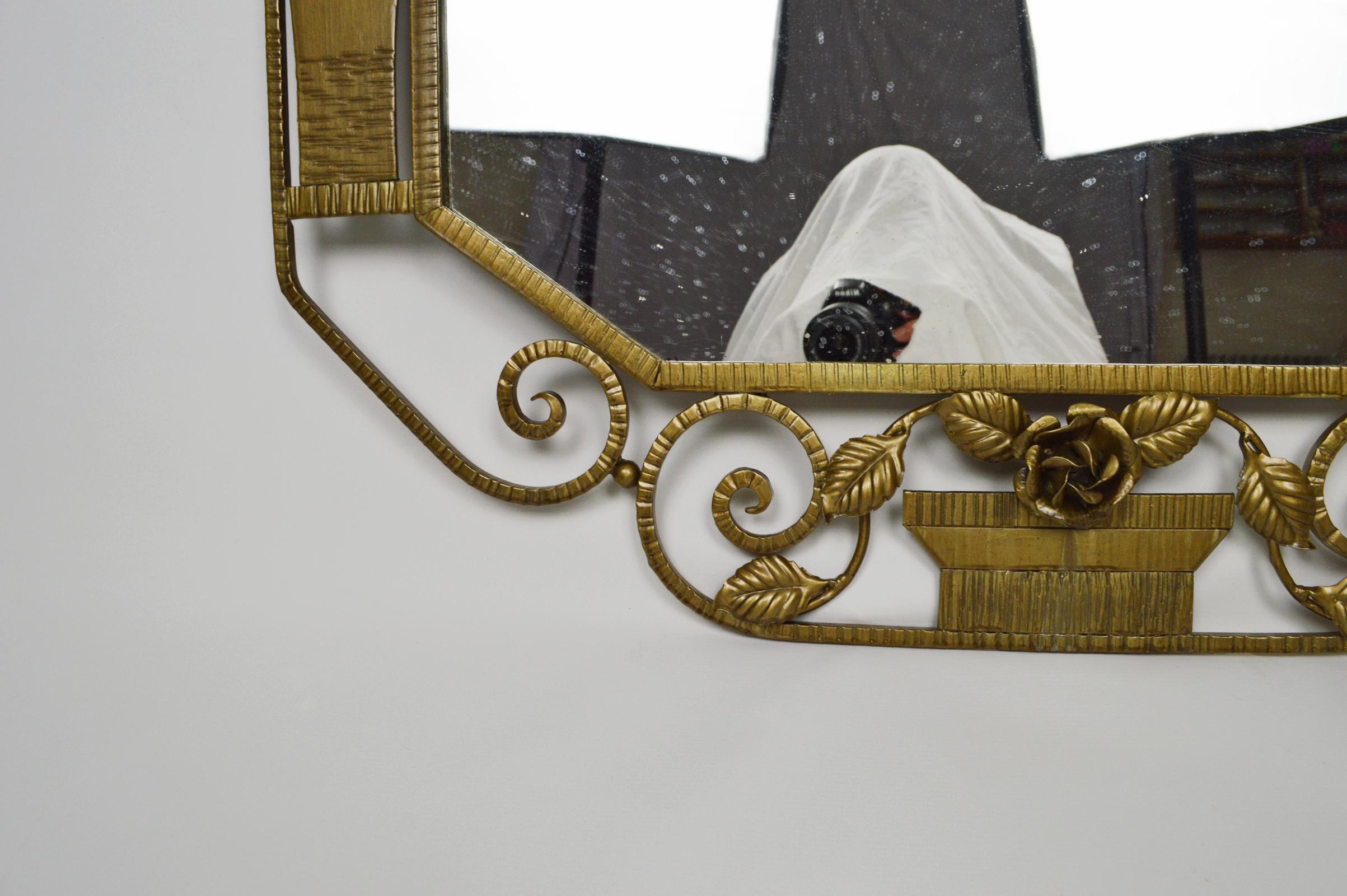 Forged Floral Art Deco Gilt Wrought Iron Wall Mirror, France, circa 1930