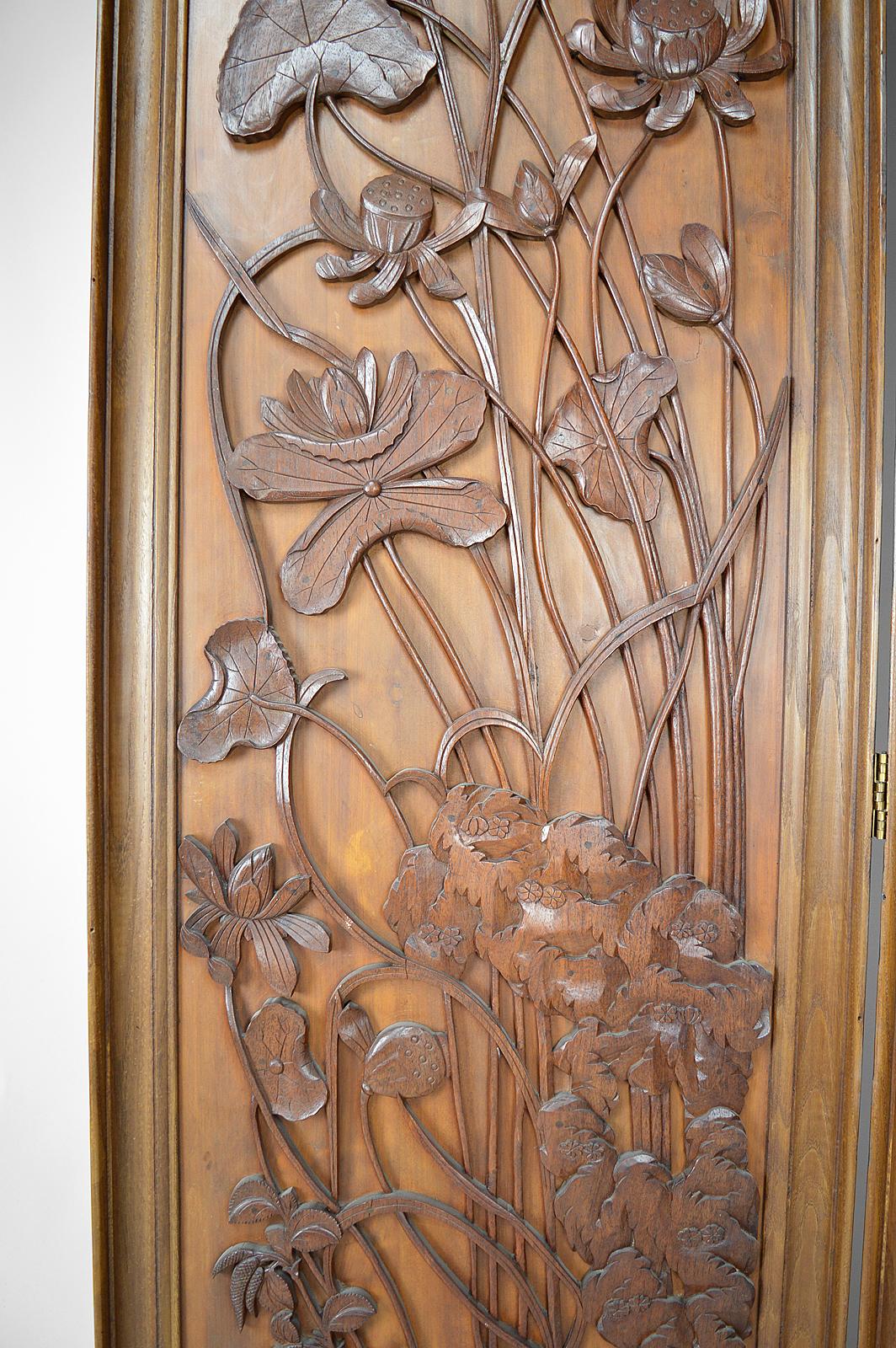 Floral Art Nouveau Japonism Folding Screen in Carved Wood, France, circa 1890 4