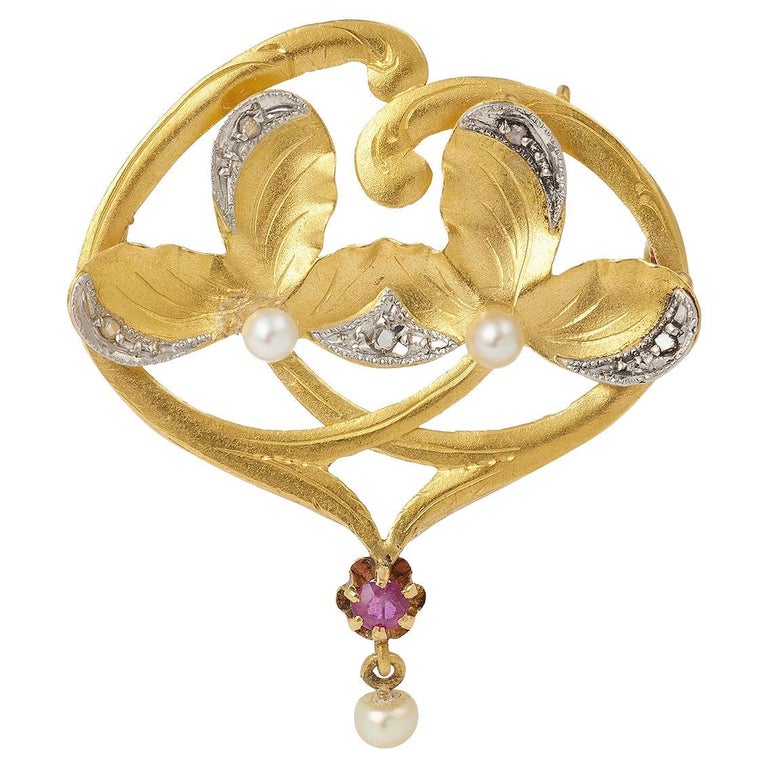 Floral Art Nouveau Pearls Diamonds Ruby 18 Carats Yellow Gold Brooch For Sale