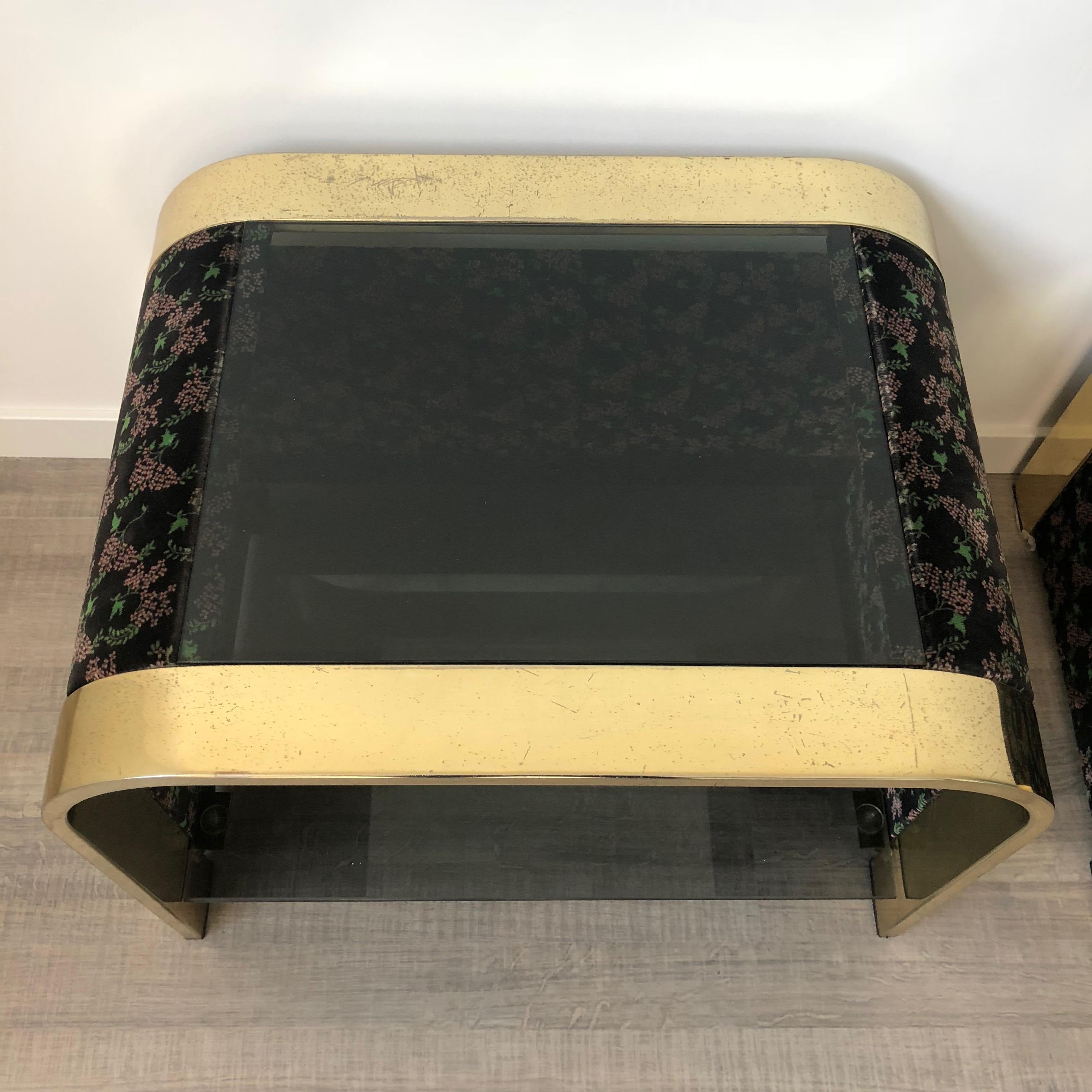 Floral Bedside End Table in Brass, Velvet and Glass, Attributed to Romeo Rega For Sale 3
