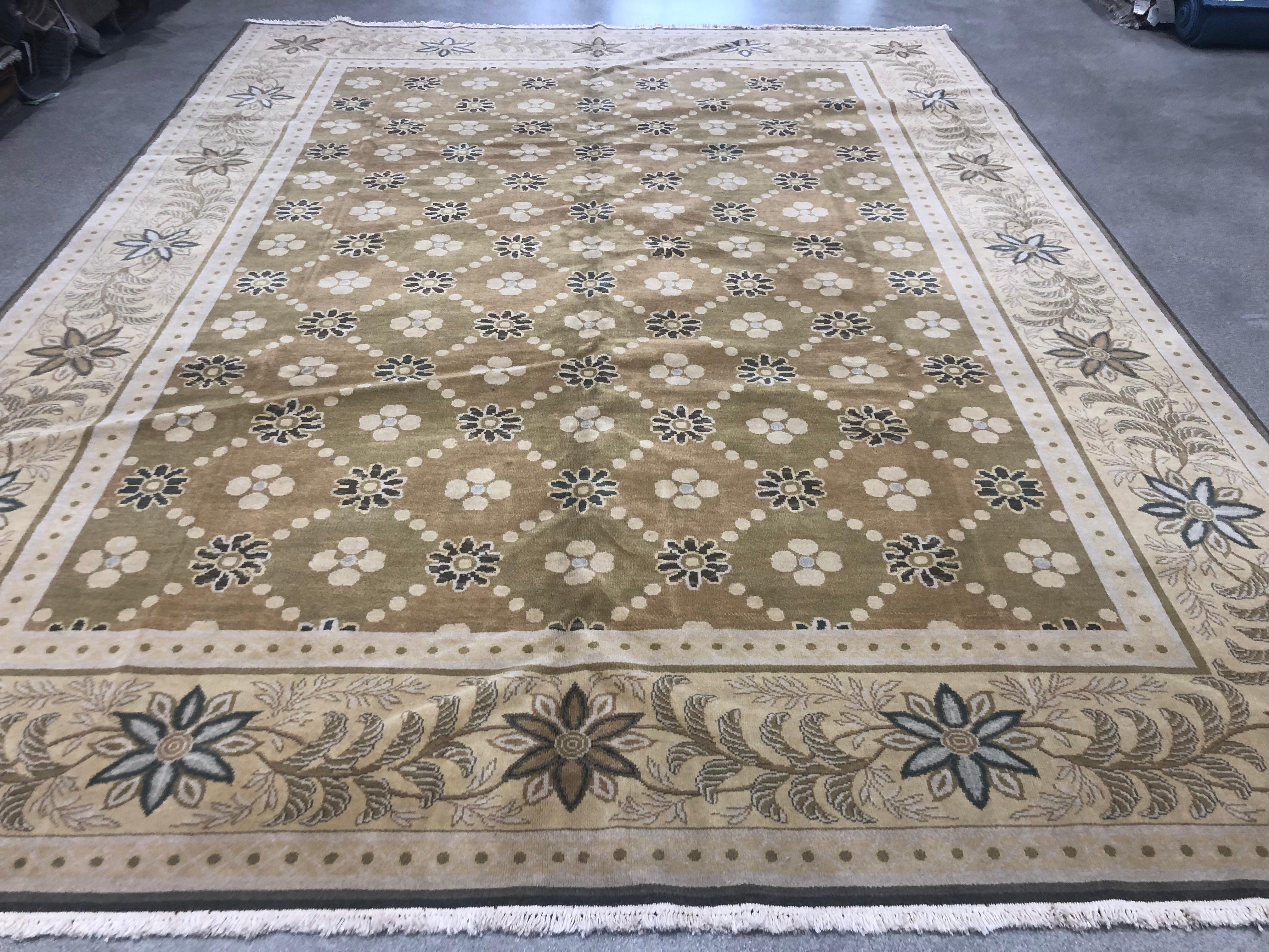 European Floral Blossoms Rug For Sale