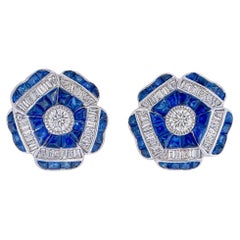 Boucles d'oreilles fleuries en or 18 carats, saphir bleu et diamants