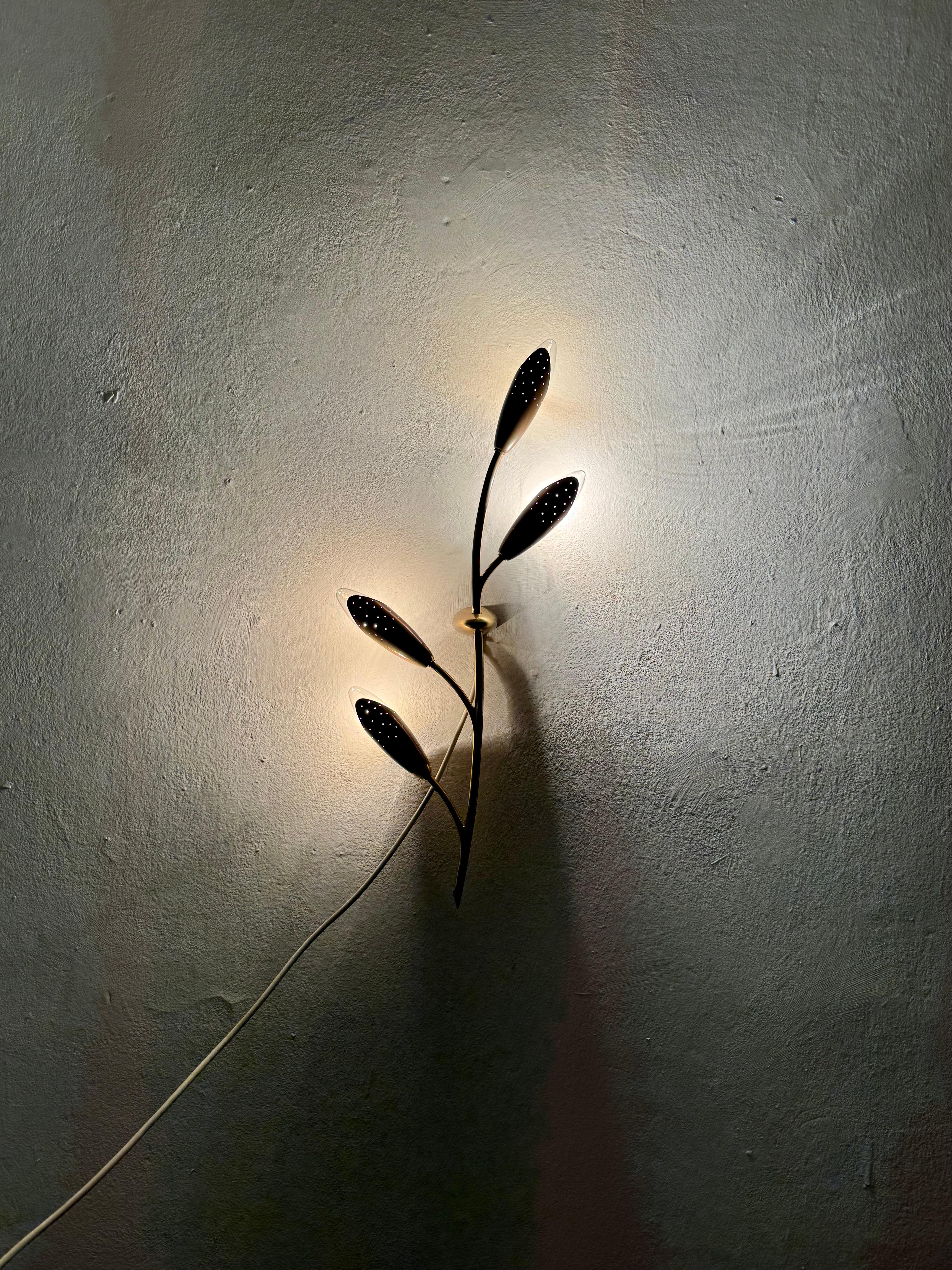 Floral Brass Wall Lamp by Rupert Nikoll For Sale 4