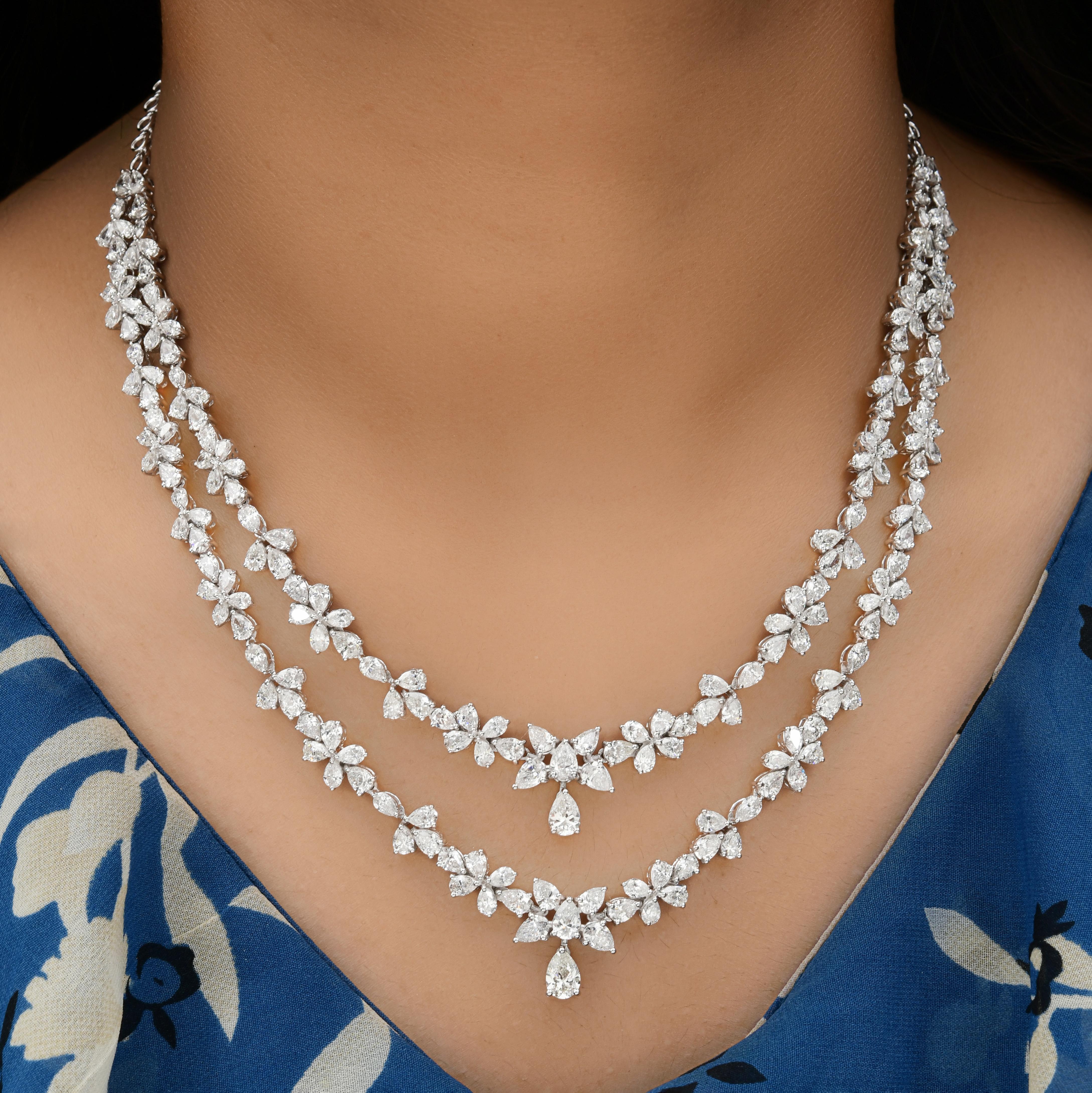 Collana floreale da sposa con diamanti a strati da 22,42 carati per la moglie in oro bianco da 18 carati. 
Questa splendida collana presenta due strati a cascata di pietre scintillanti che creano un look radioso e grazioso, perfetto per matrimoni,