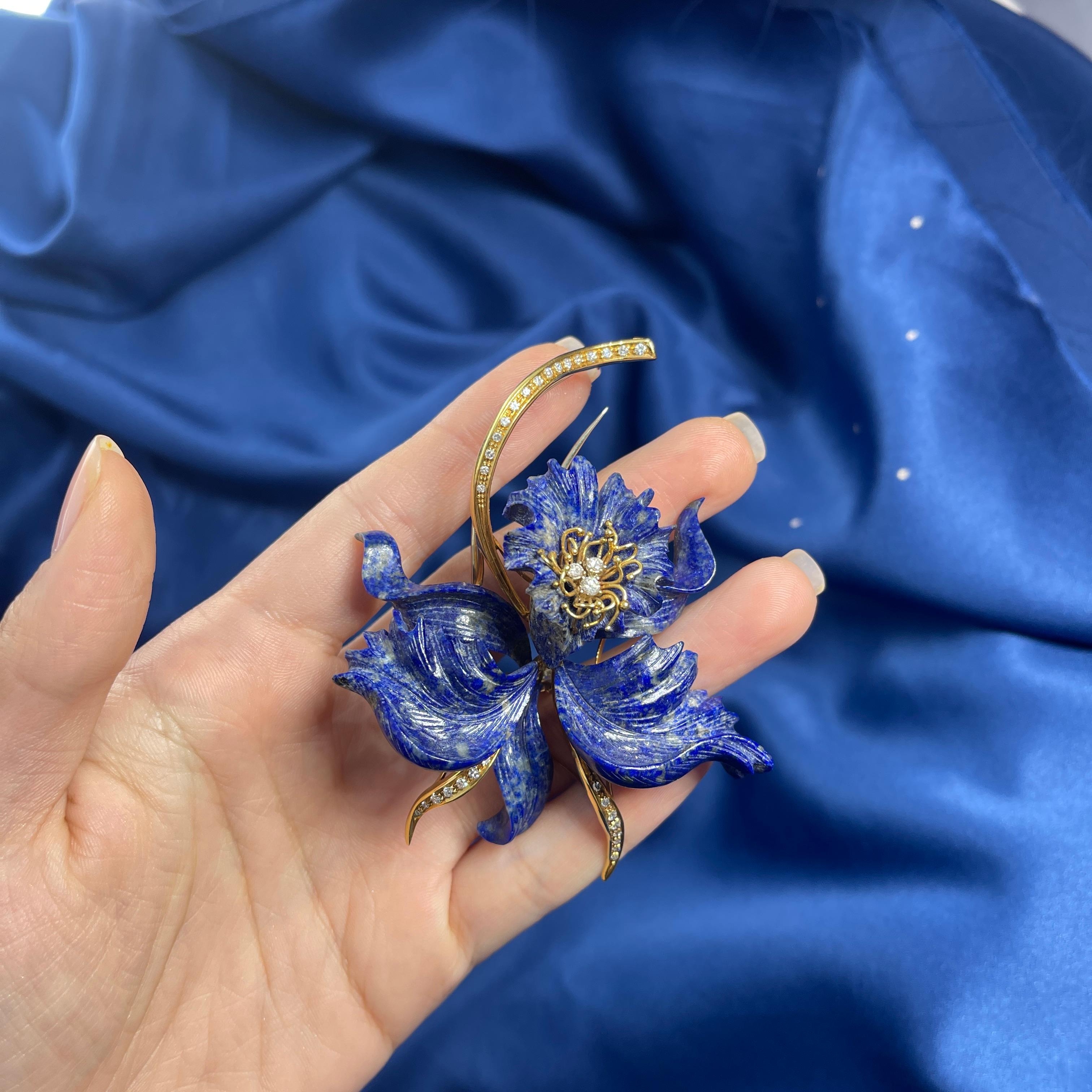 Pendentif floral en or jaune avec lapis naturel et diamants en vente 5