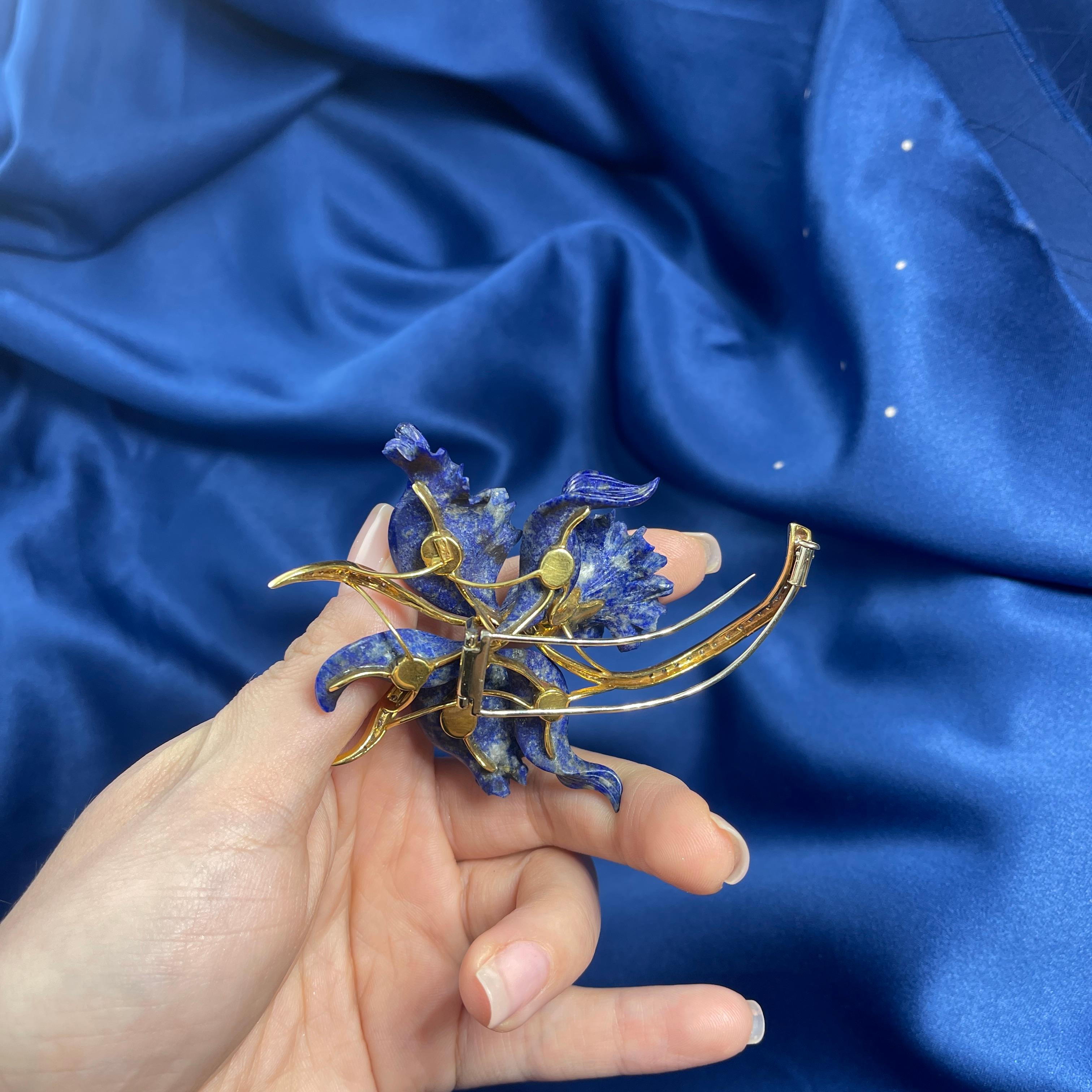 Pendentif floral en or jaune avec lapis naturel et diamants en vente 6