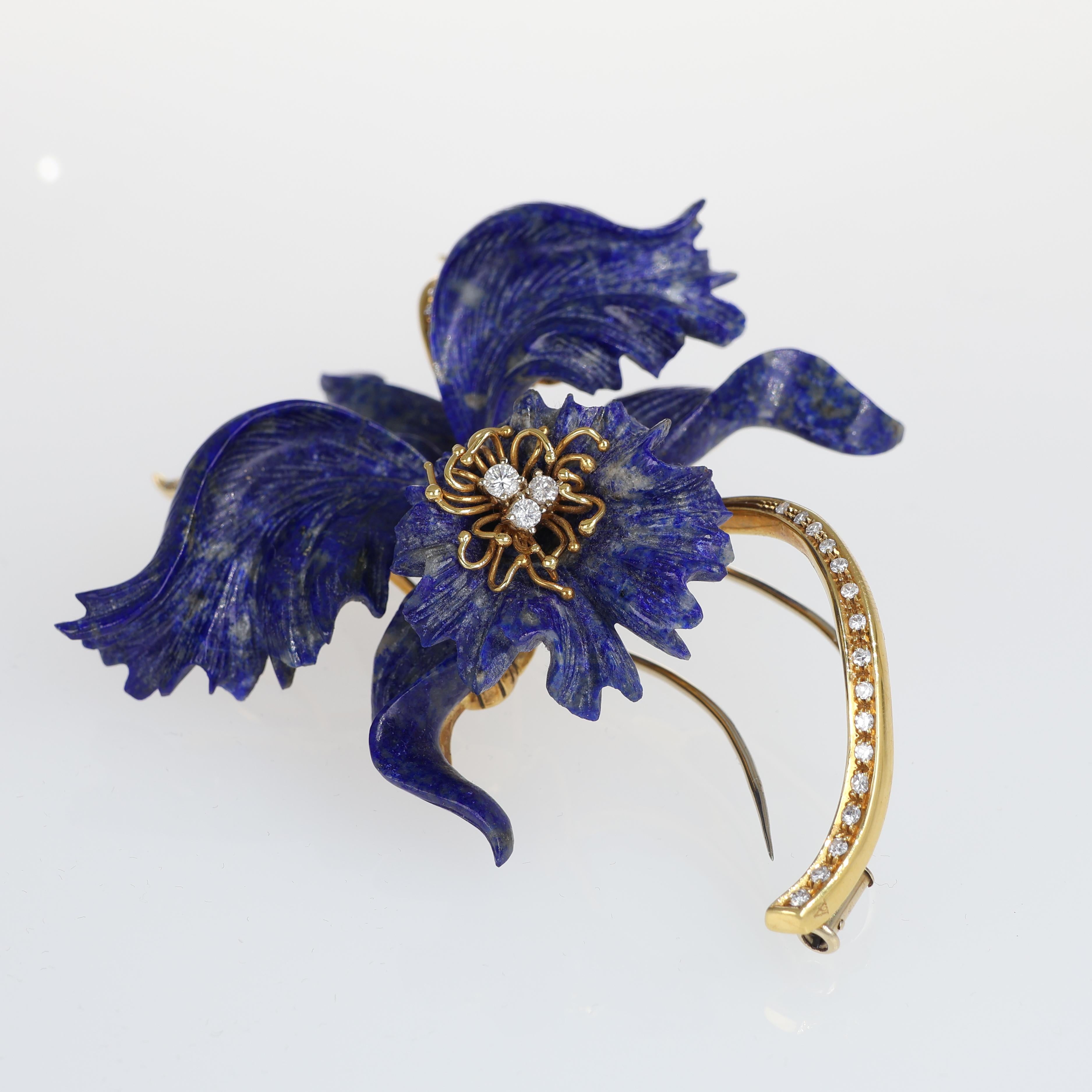 Pendentif floral en or jaune avec lapis naturel et diamants Neuf - En vente à Bergamo, BG