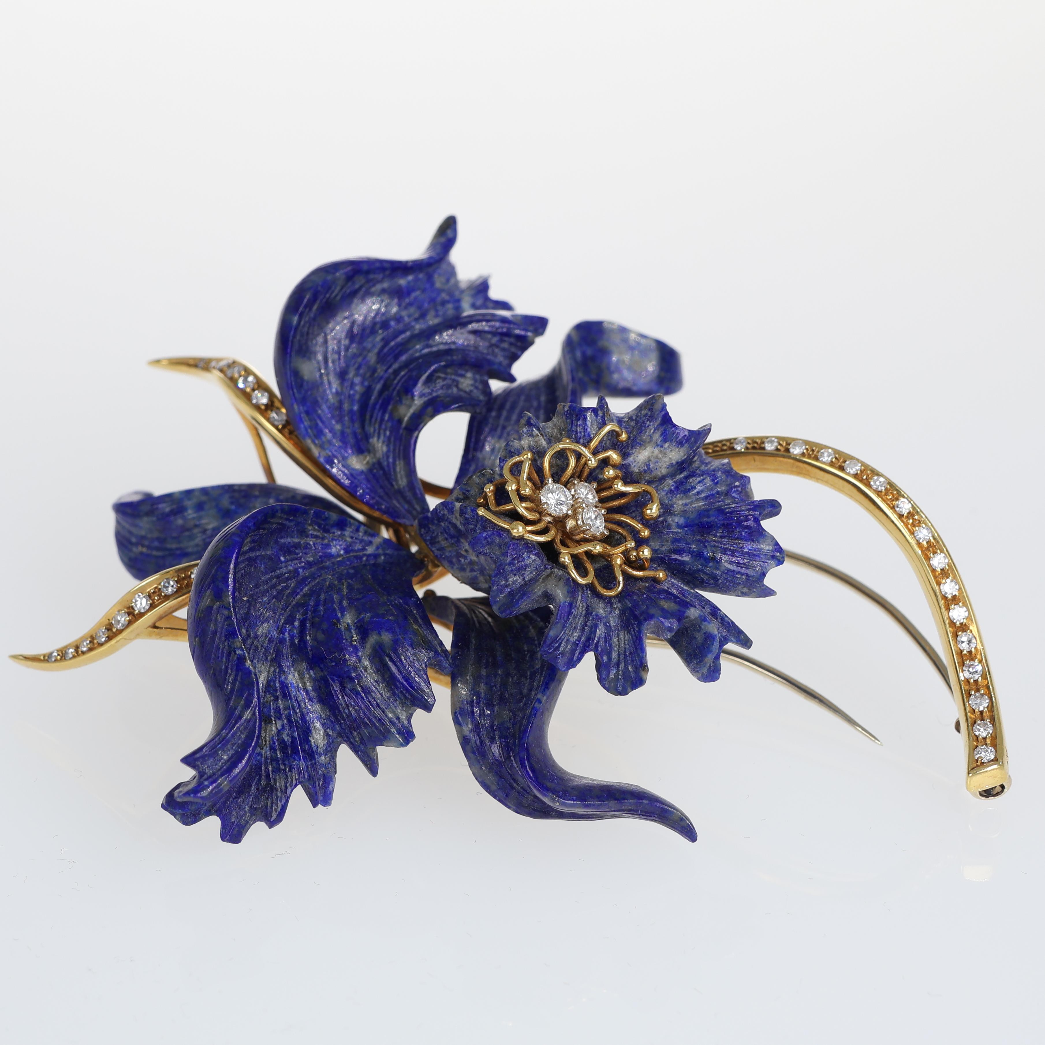Pendentif floral en or jaune avec lapis naturel et diamants en vente 2