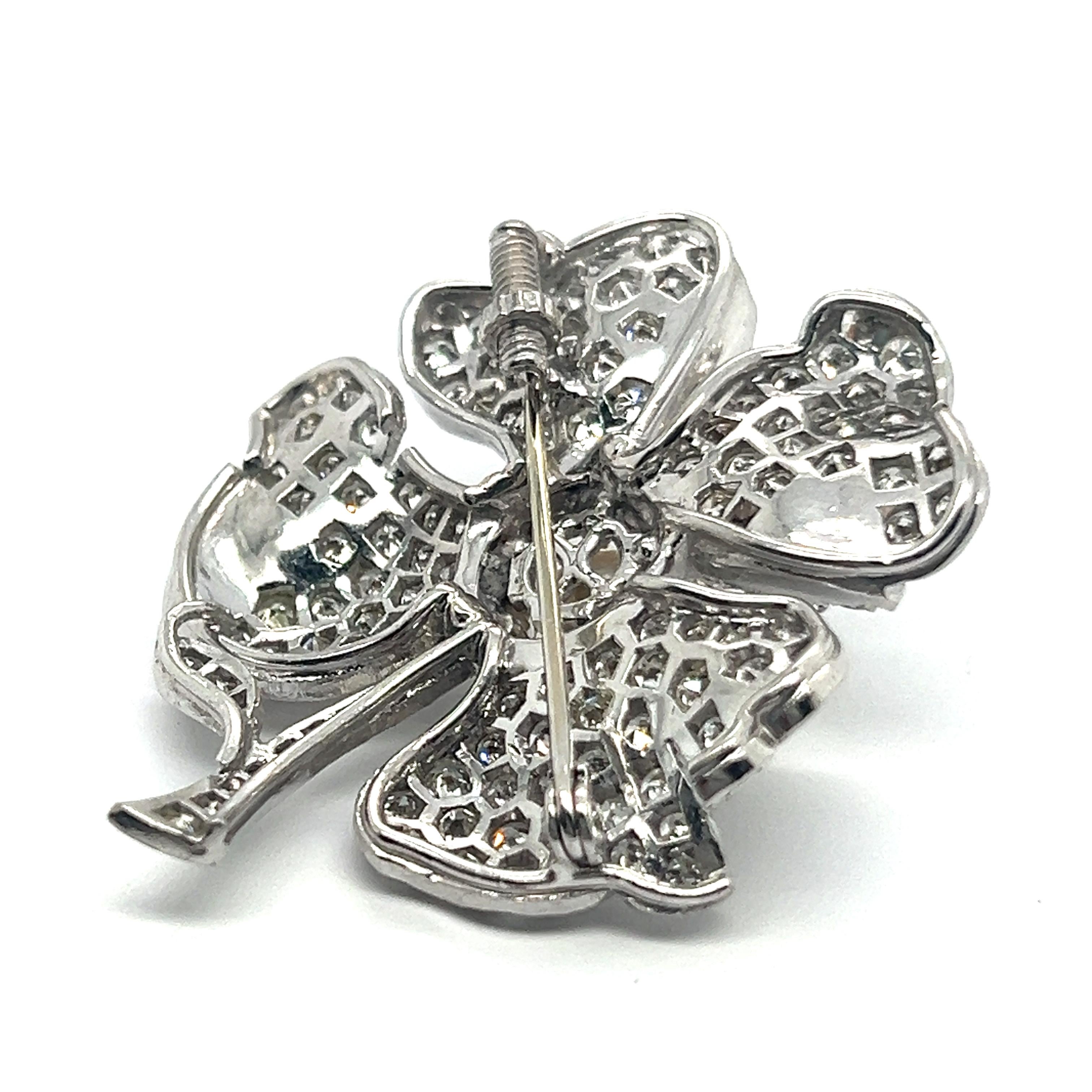 Floral Brooch with Diamonds & Akoya Pearl in Platinum For Sale 6