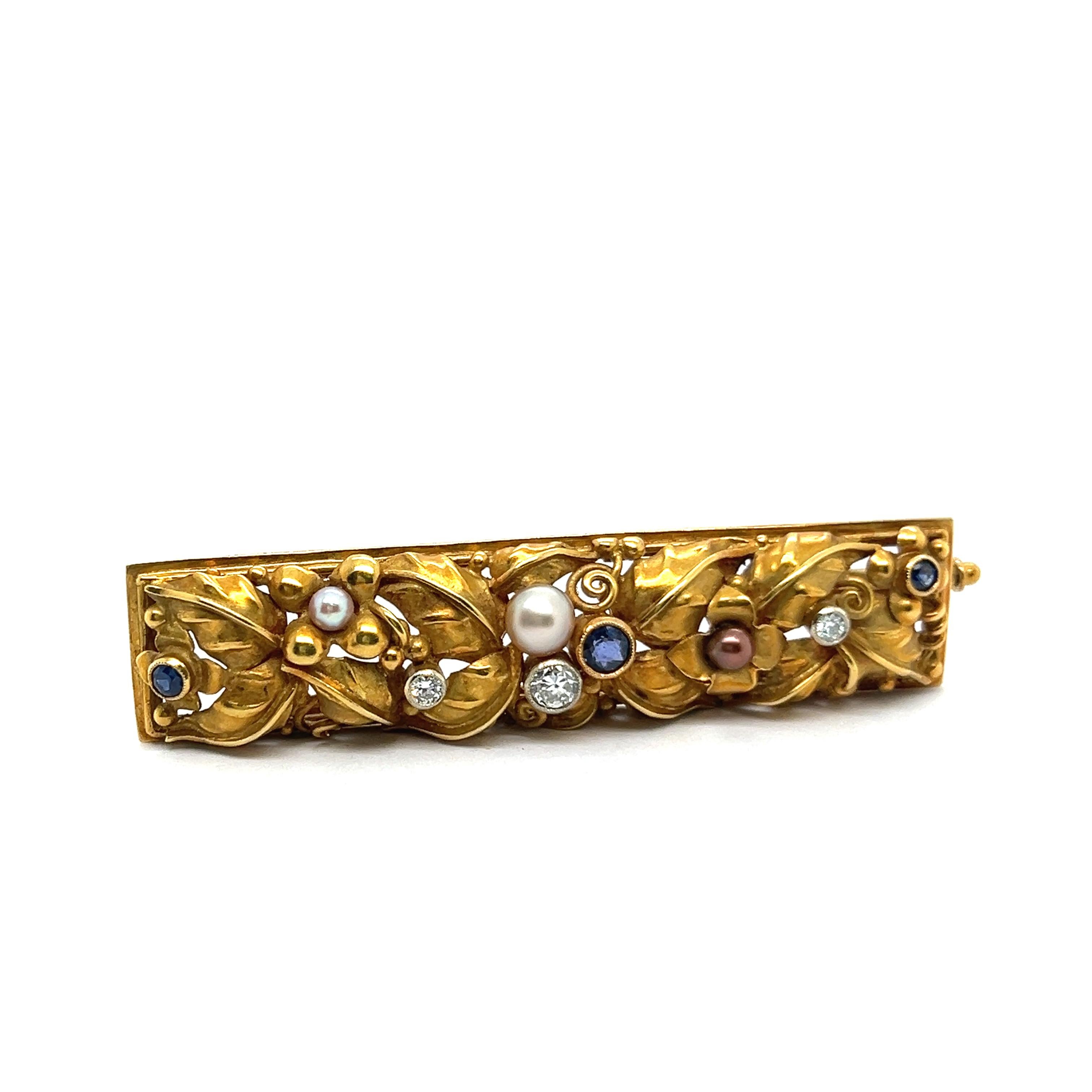 Broche Floral con Zafiros, Diamantes y Perlas en Oro Amarillo de 18 Kilates en venta 4
