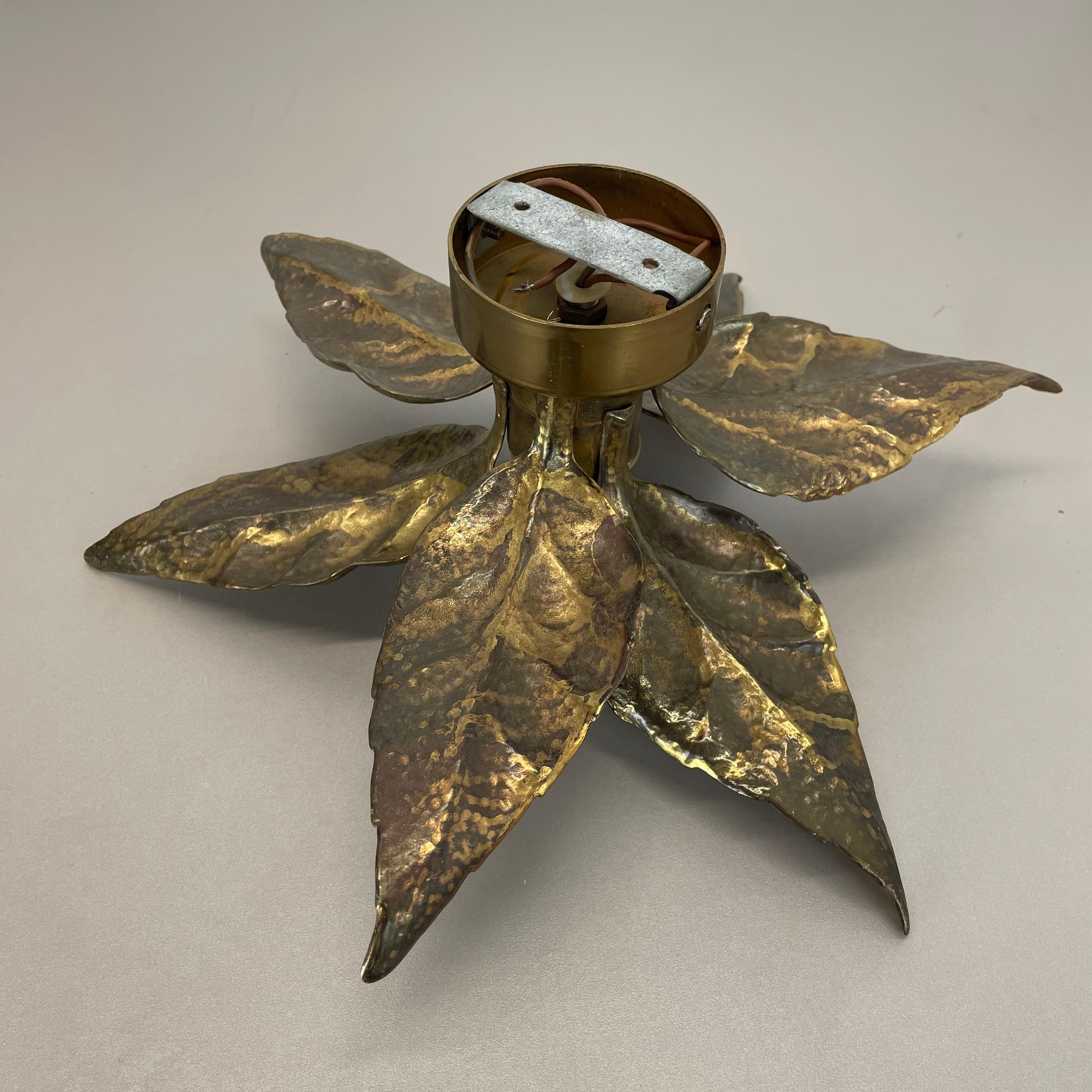 Floral Brutalist Brass Metal Wall Ceiling Light by Willy Daro Belgium, 1970s no1 For Sale 9