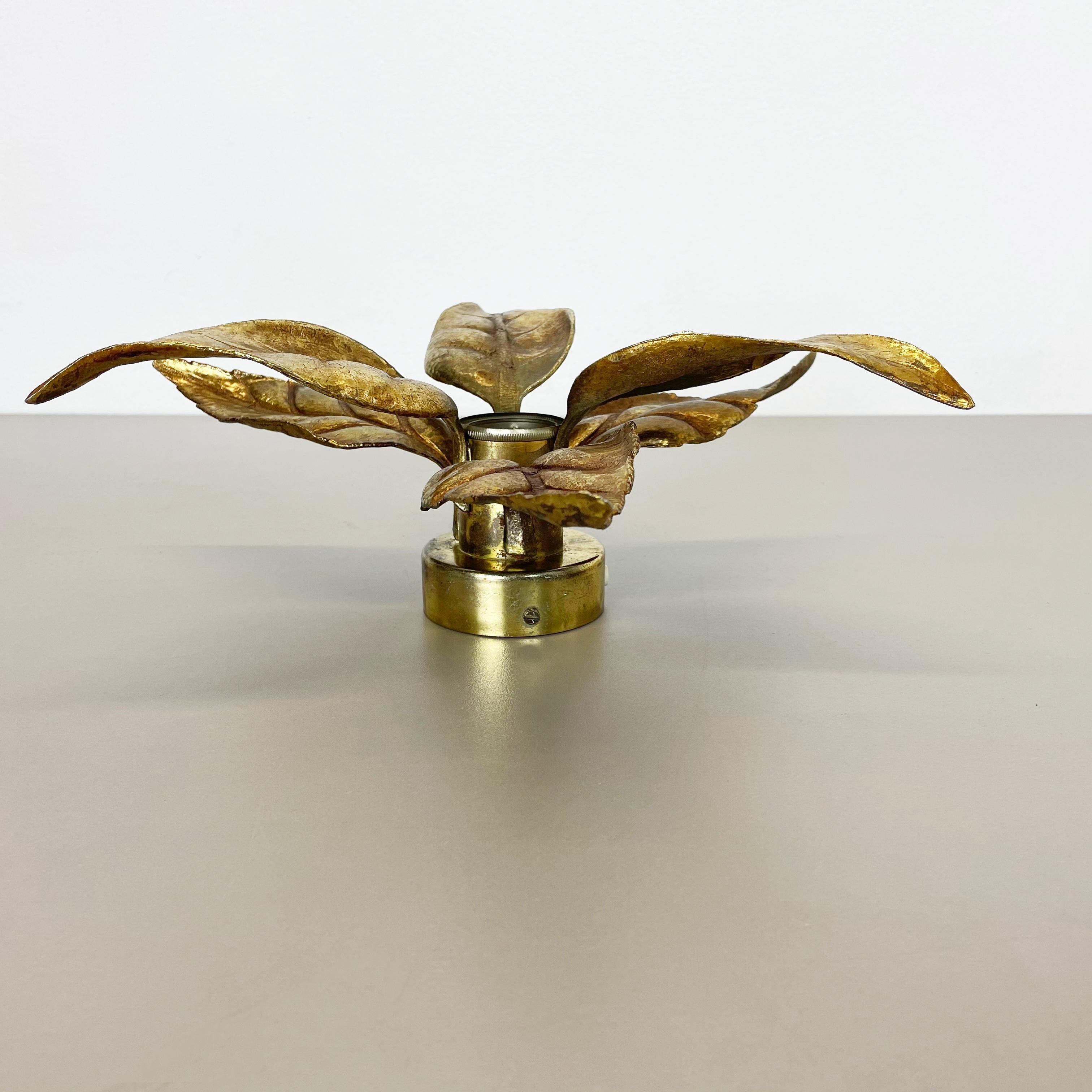 Floral Brutalist Brass Metal Wall Ceiling Light by Willy Daro Belgium, 1970s no2 For Sale 1