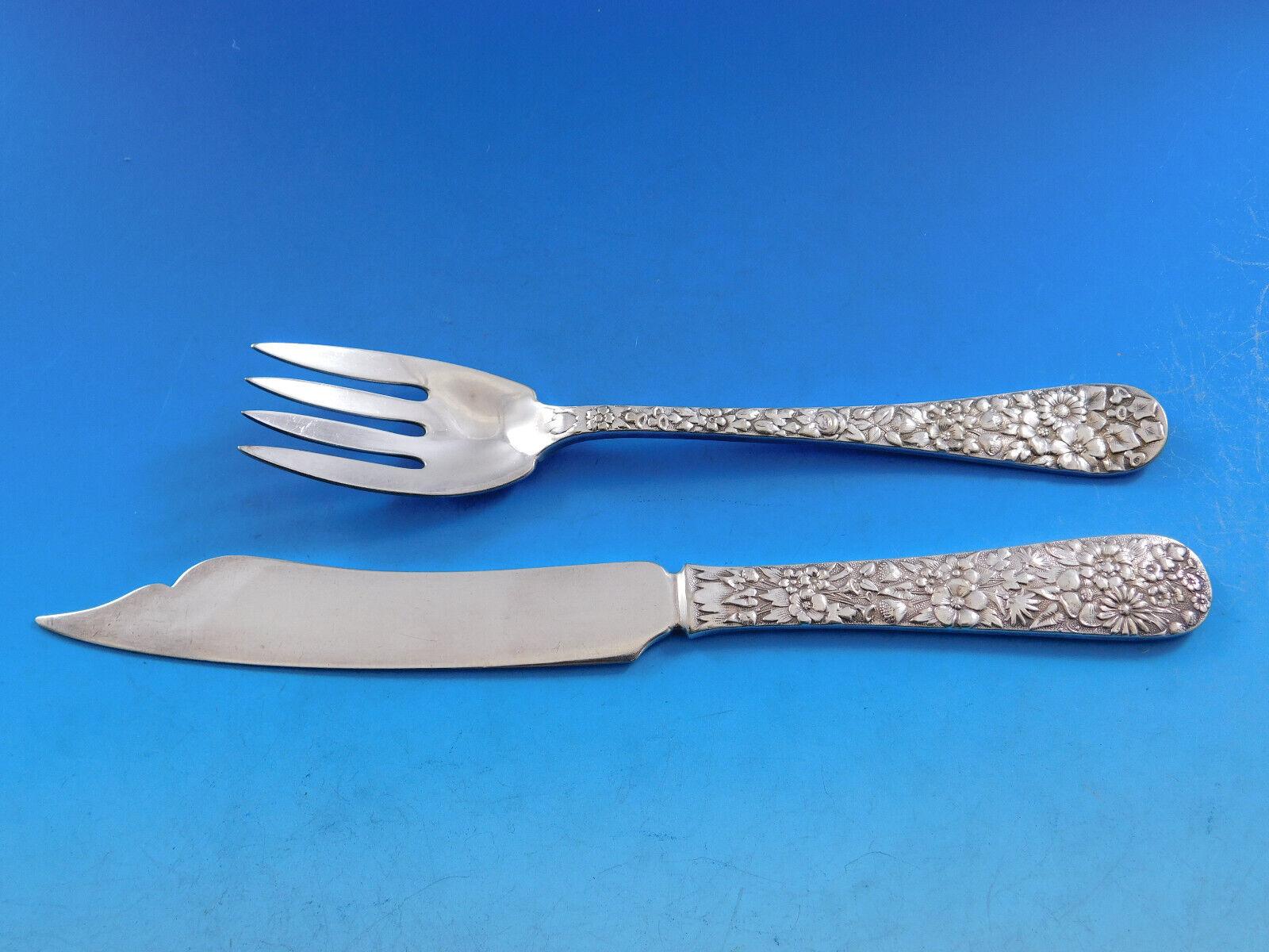 Floral by Tiffany and Co., patented in 1884, silverplated Individual Fish set with repousse design - 24 pieces. This set includes:

12 flat handle fish knives, 8