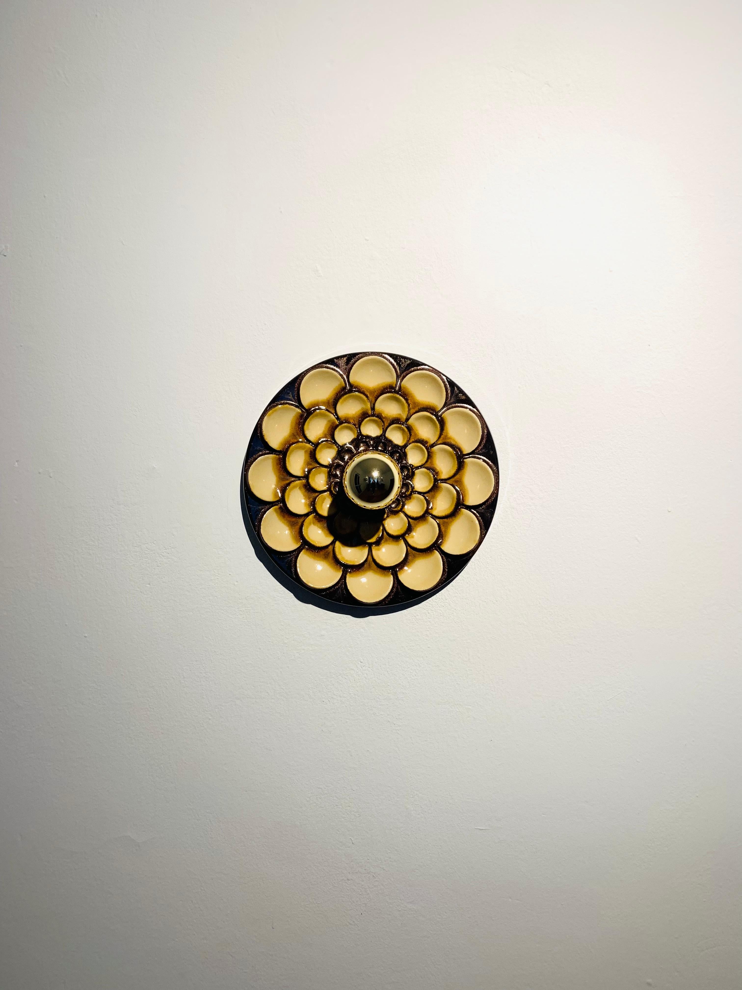 Mid-Century Modern Floral Ceramic Wall Lamp For Sale