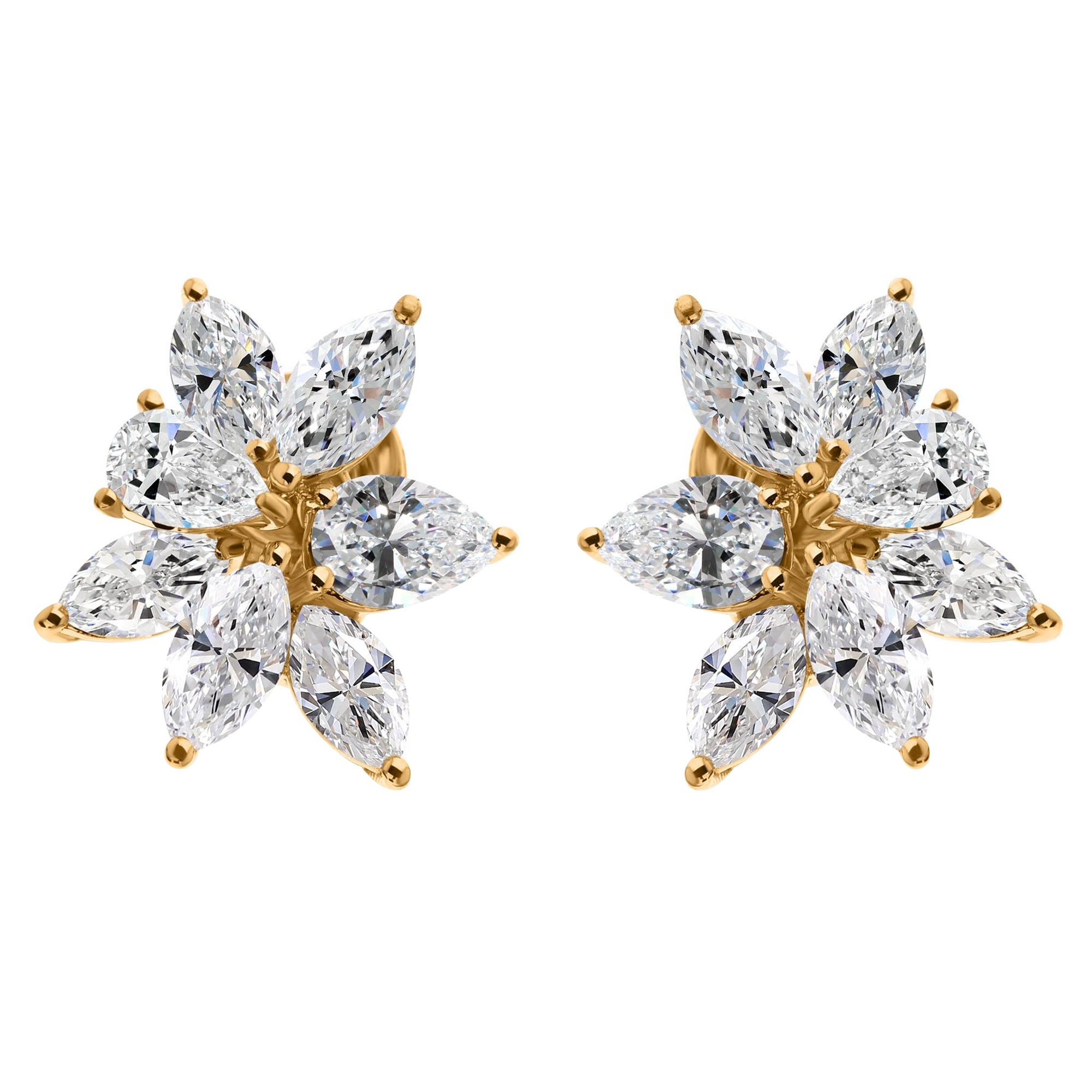 Boucles d
oreilles en or jaune 18k ornées de diamants Marquise certifiés floraux
