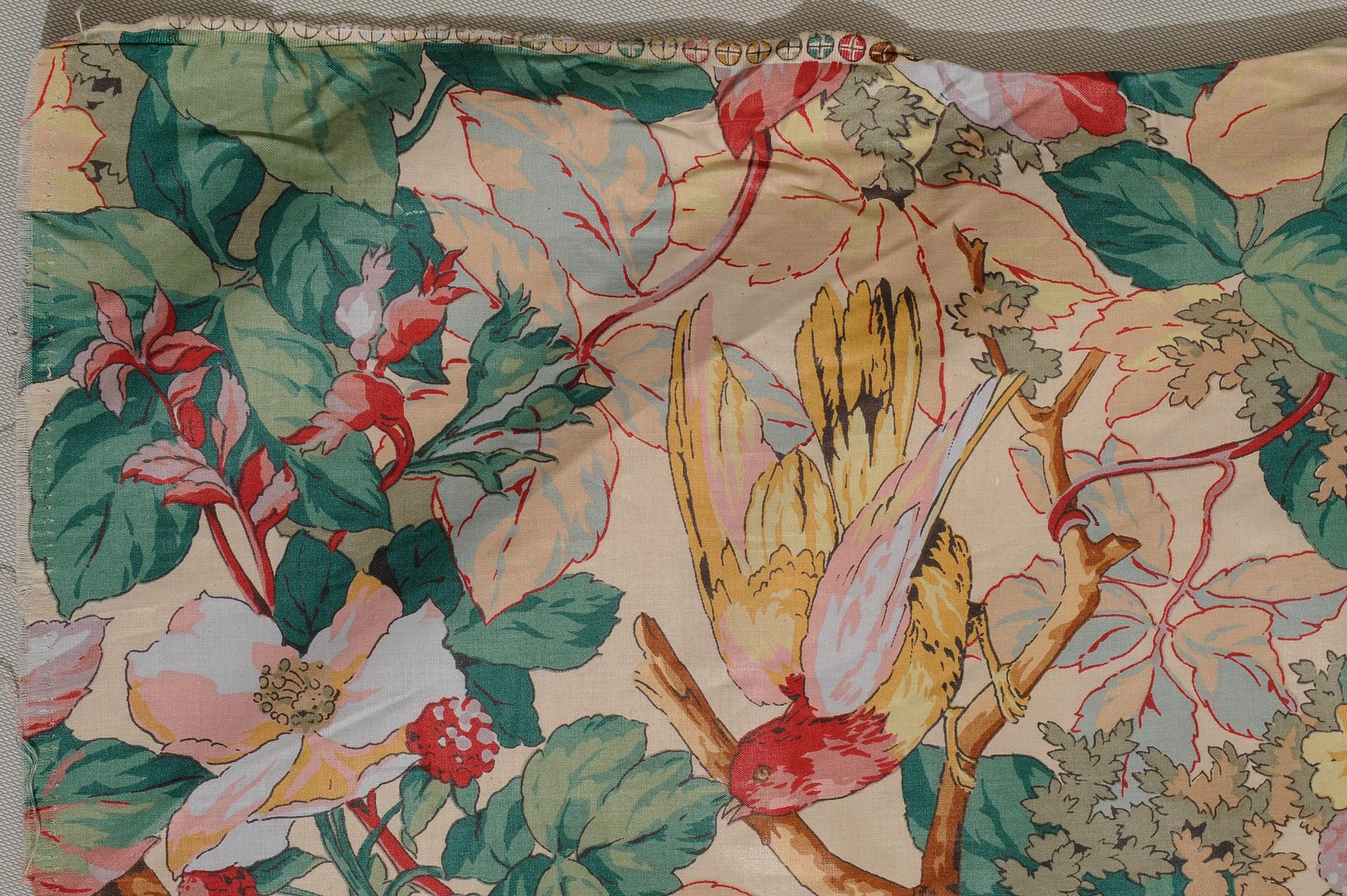  Curtain Textile Fabric from Netherland : Floral Chintz In Excellent Condition For Sale In Alessandria, Piemonte