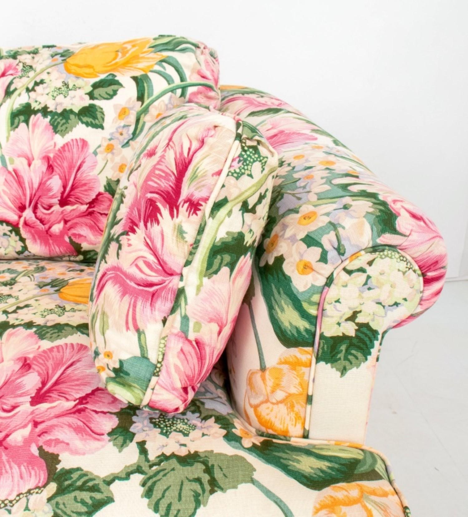 Floral Chintz Slipcovered Upholstered Sofa In Good Condition For Sale In New York, NY