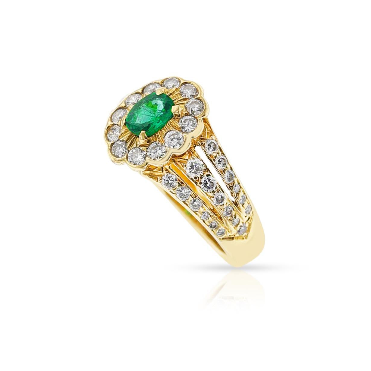 Floral Cluster Emerald and Diamond Ring, 18 Karat Yellow Gold For Sale 1