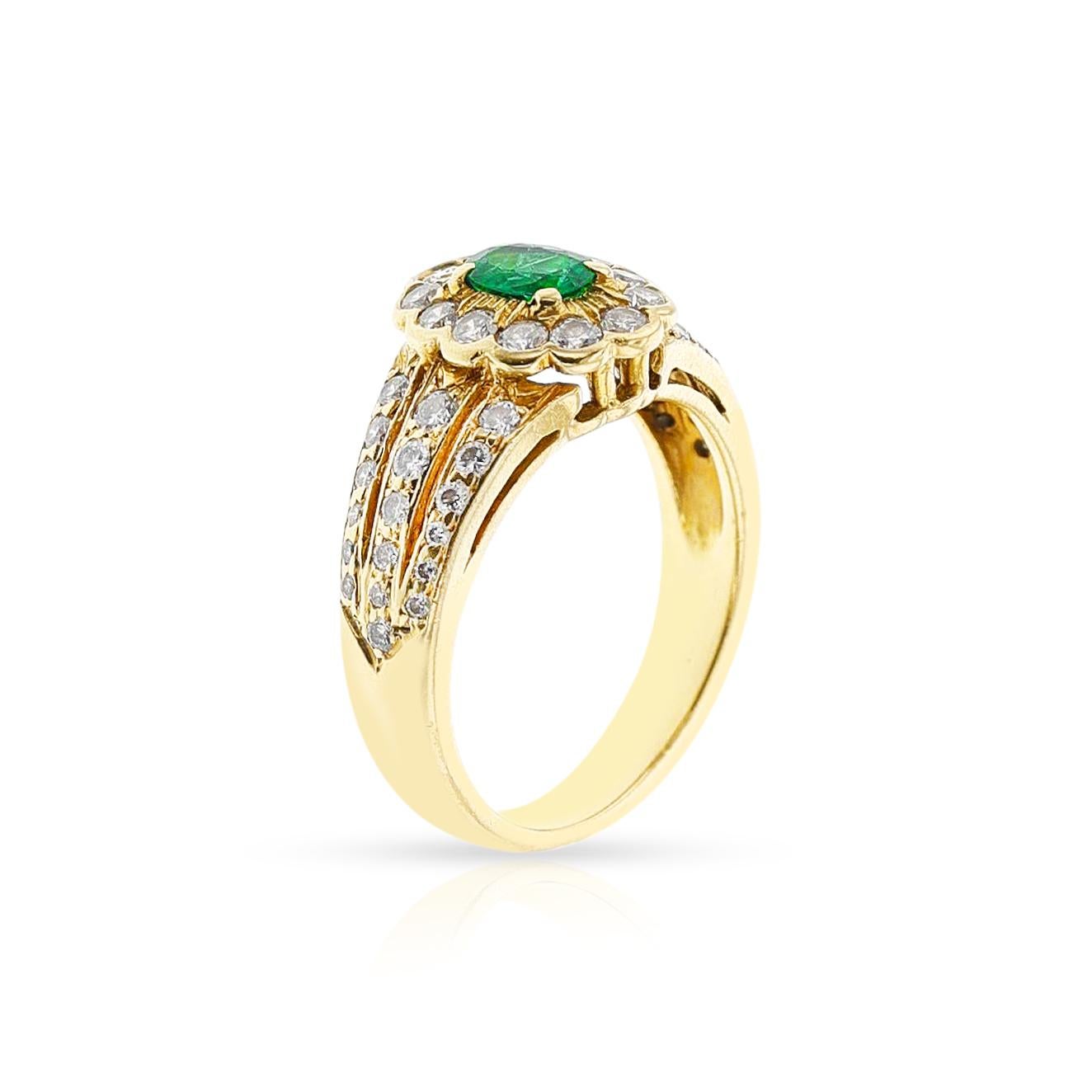 Floral Cluster Emerald and Diamond Ring, 18 Karat Yellow Gold For Sale 4