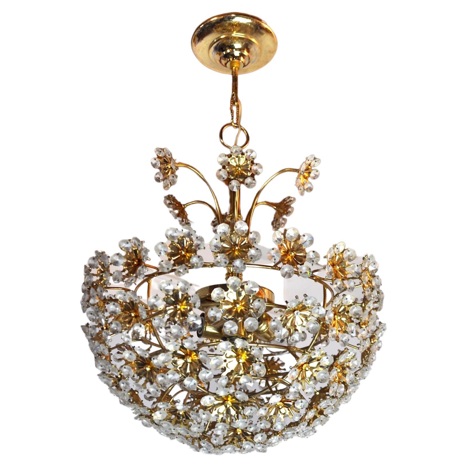 Floral Crystal Chandelier Cut by Bakalowits & Söhne, Austria, circa 1970 For Sale