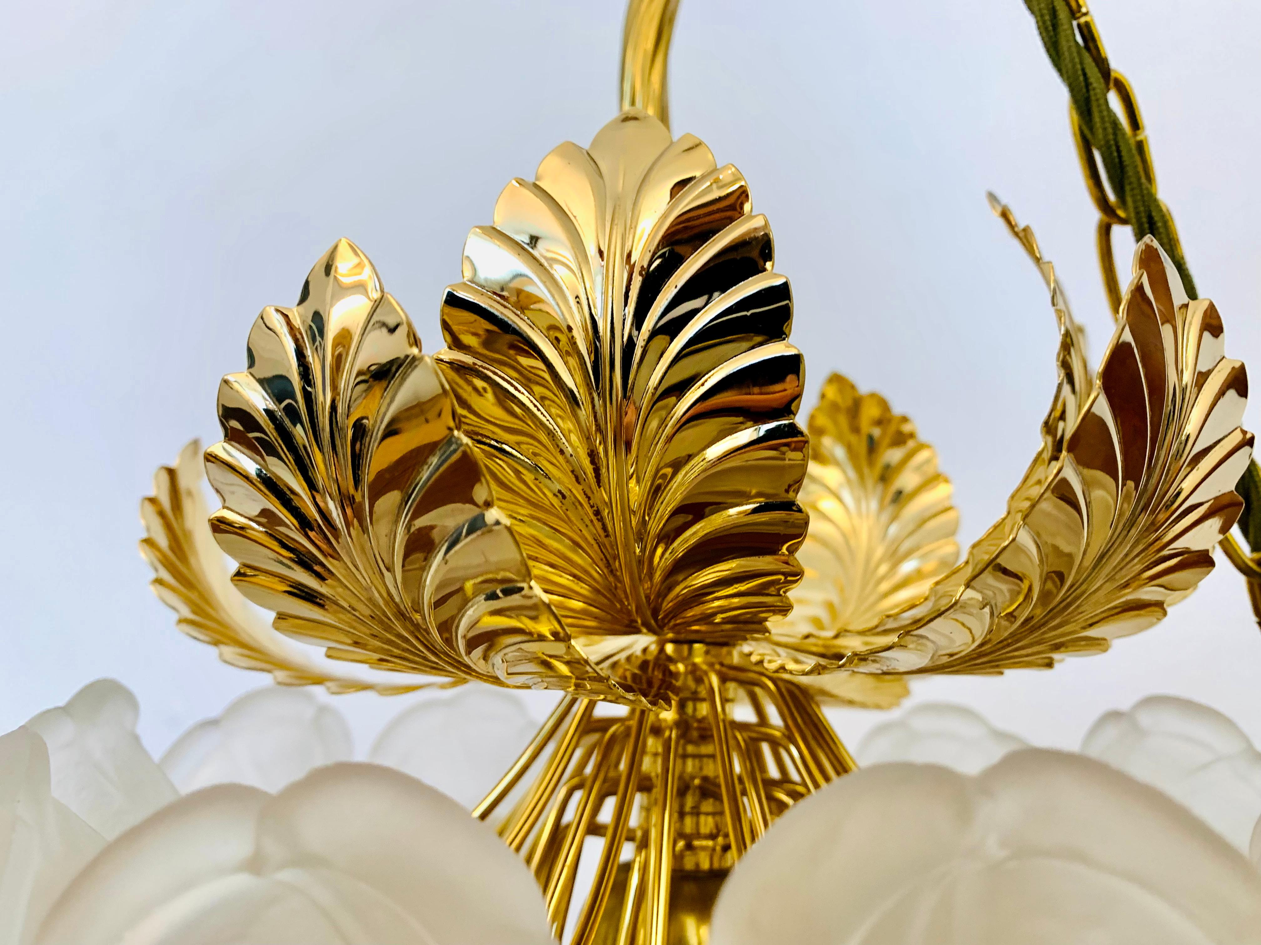 Lustre floral en verre de cristal d'Ernst Palme en vente 1