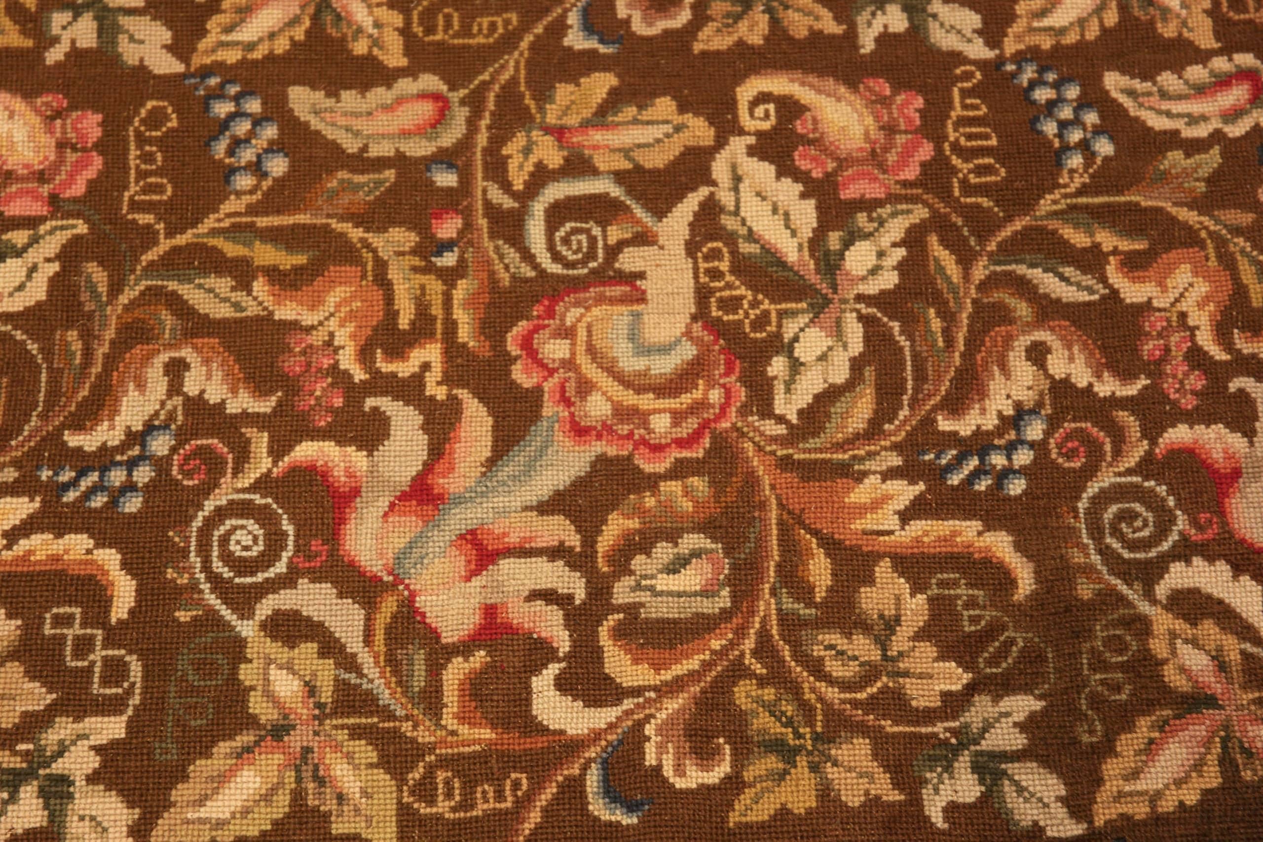 Wool Floral Design Antique English Needlepoint Flat Weave Area Rug 6'3