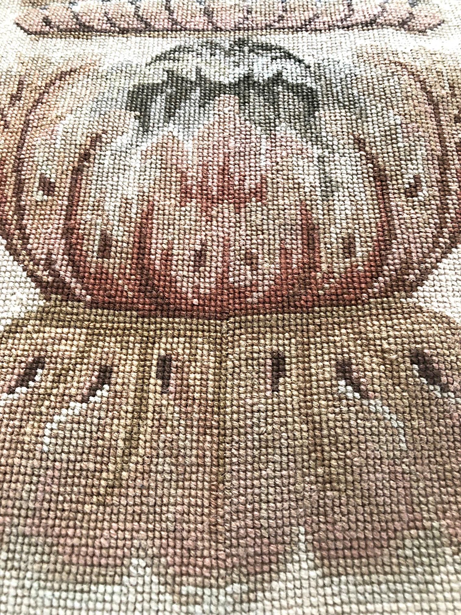 Chinesische Nadelspitze  Teppich (Handgewebt) im Angebot