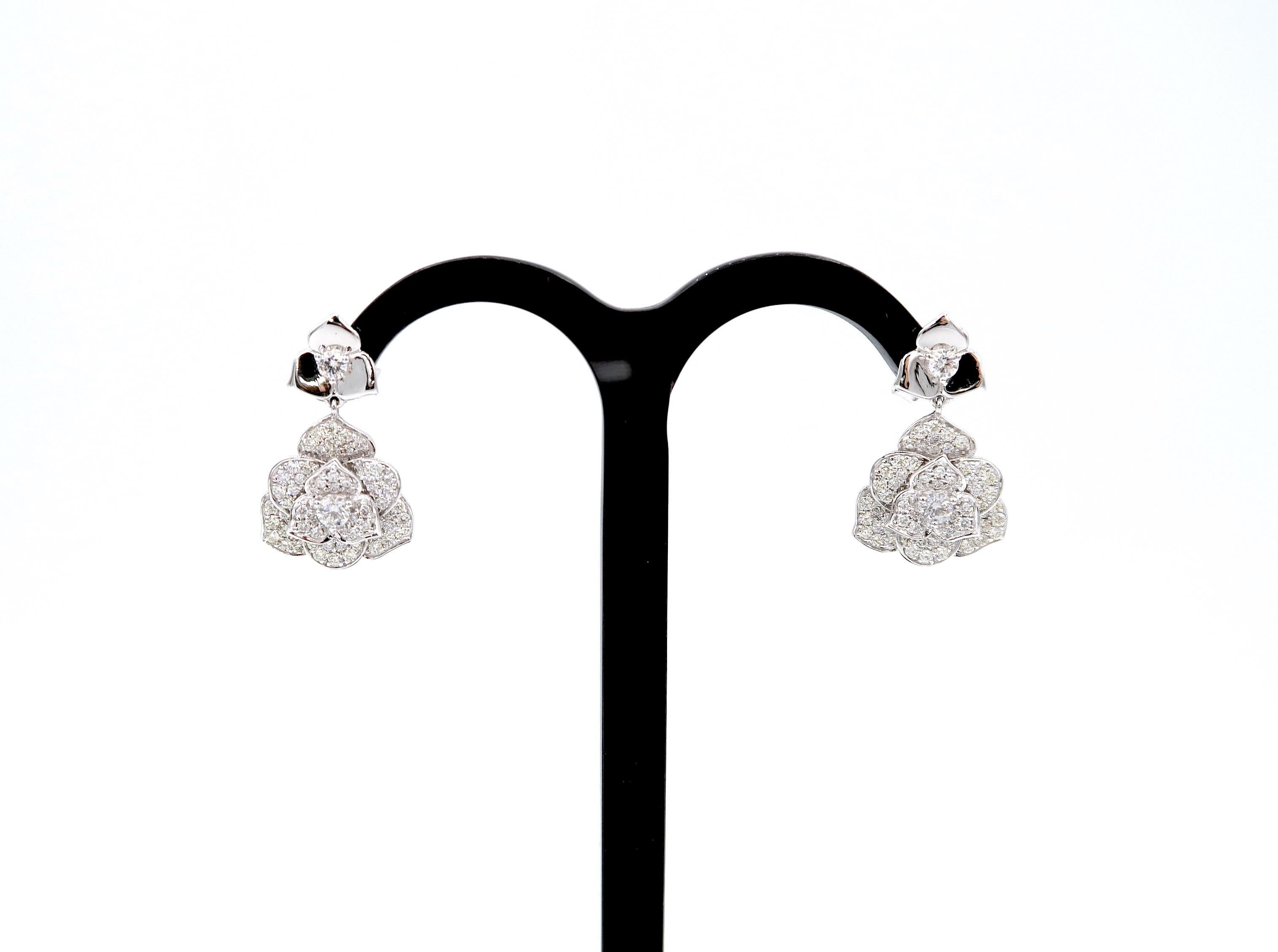 Round Cut Floral Design Diamond 18 Karat Gold Drop Earrings For Sale