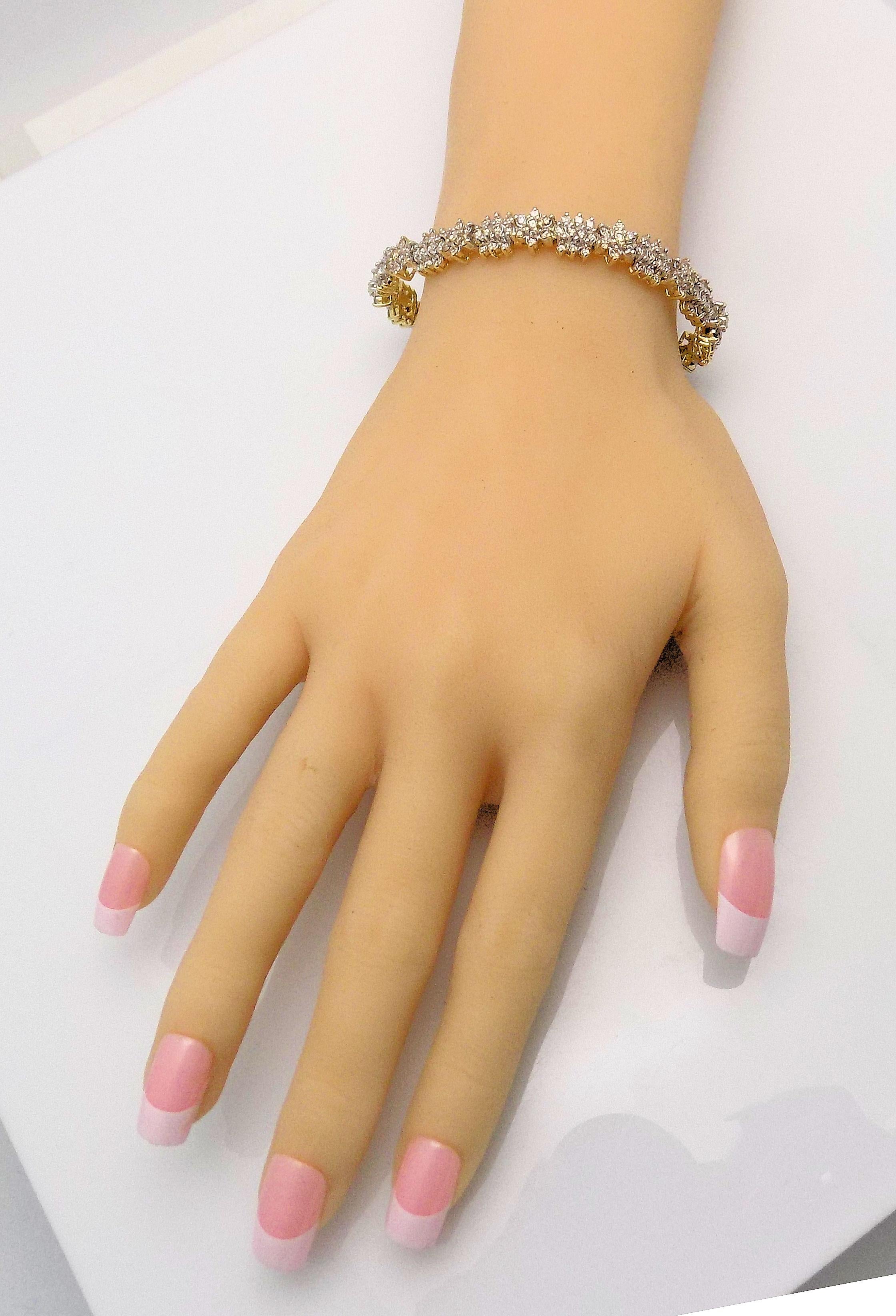 Women's Floral Design Diamond Line Bracelet For Sale