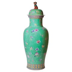 Famille Verte Porzellan-Stehlampe im floralen Design, Vintage