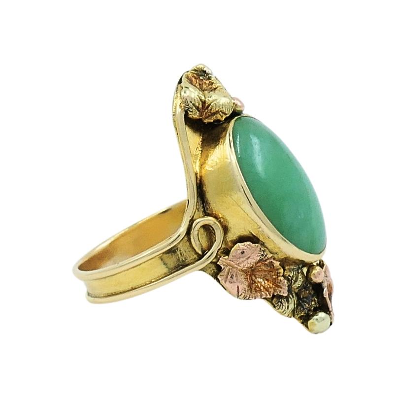 Women's Floral Design Jade Ring Antique 14k Gold For Sale